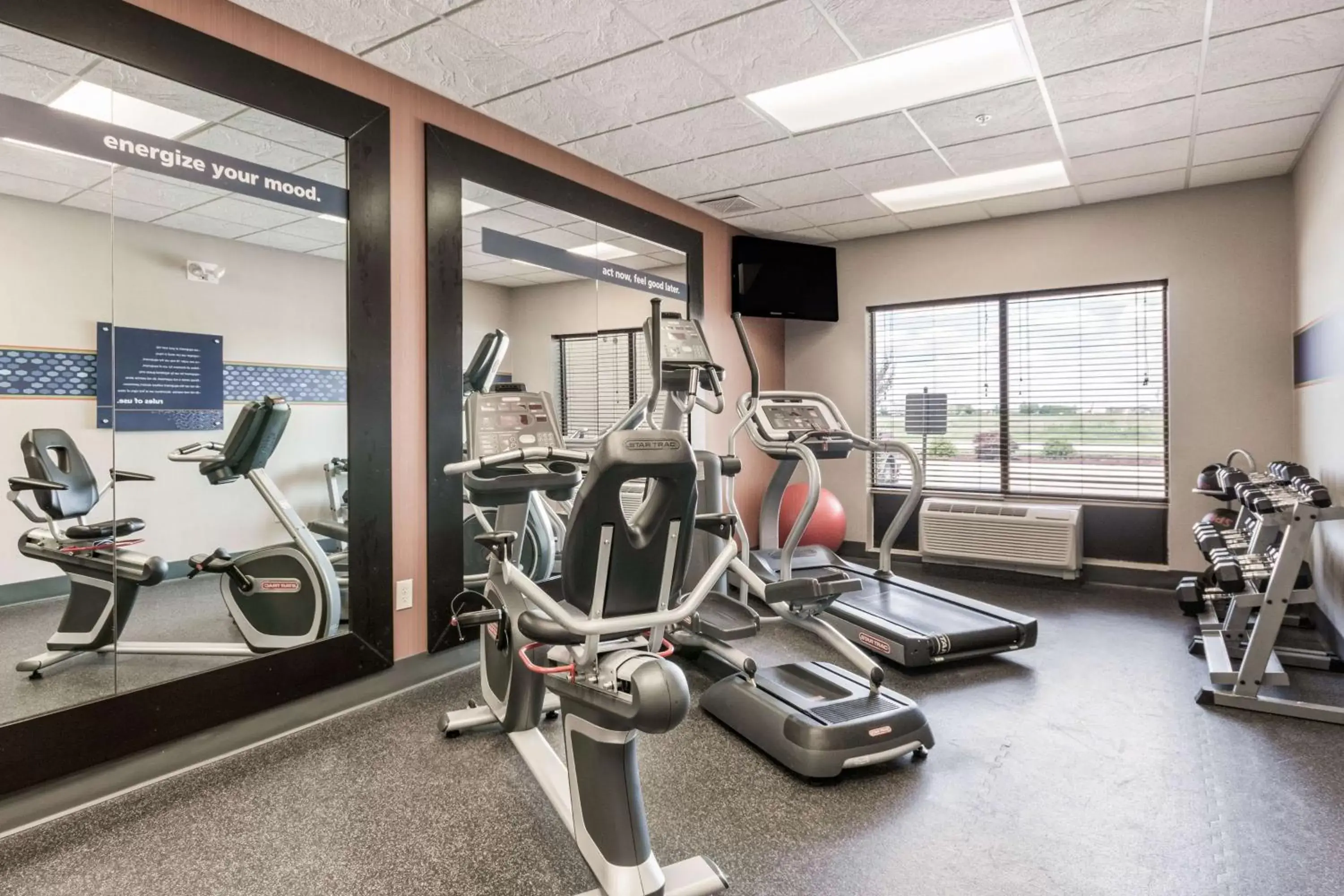 Fitness centre/facilities, Fitness Center/Facilities in Hampton Inn Derby-Wichita Southeast