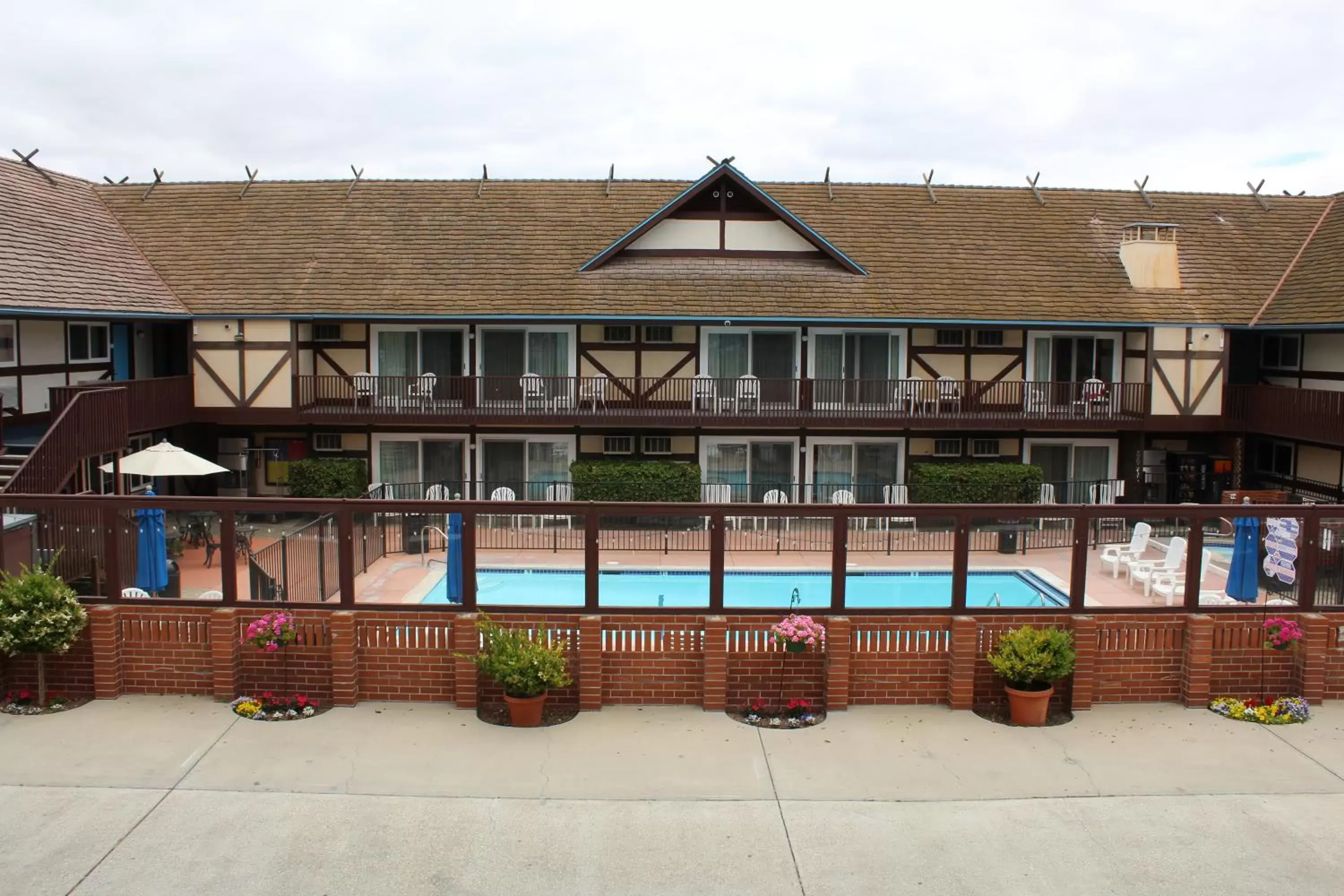 Swimming pool in King Frederik Inn