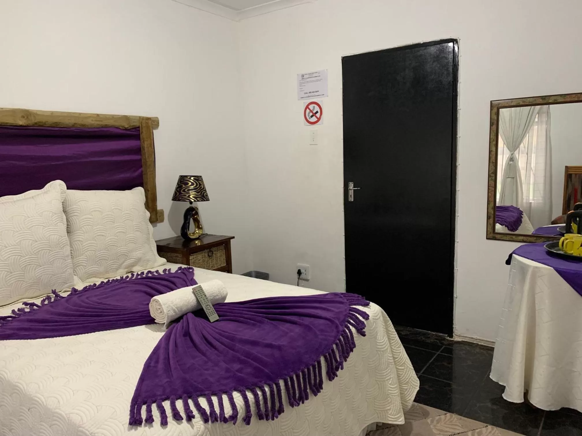 View (from property/room), Bed in Sikhula Sonke Guest House