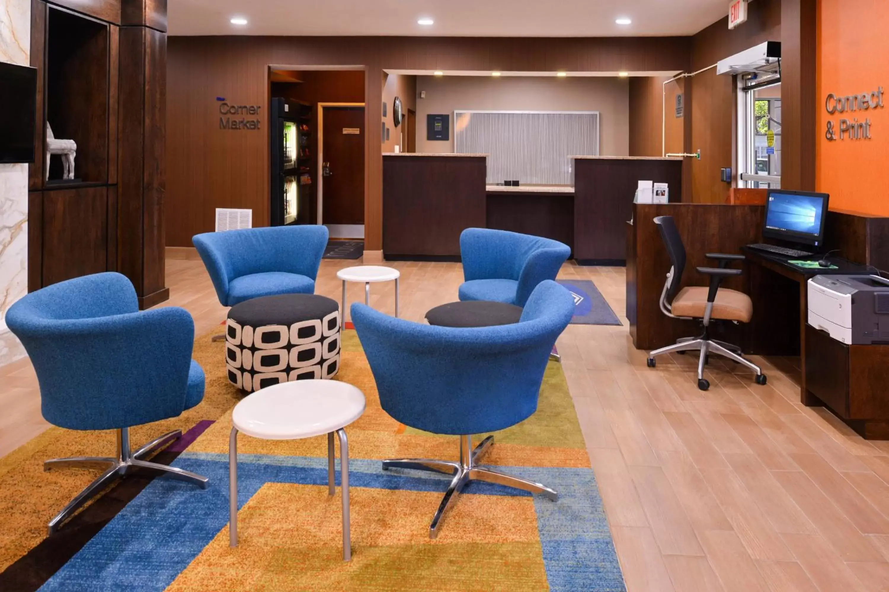 Lobby or reception in Fairfield Inn & Suites Louisville North