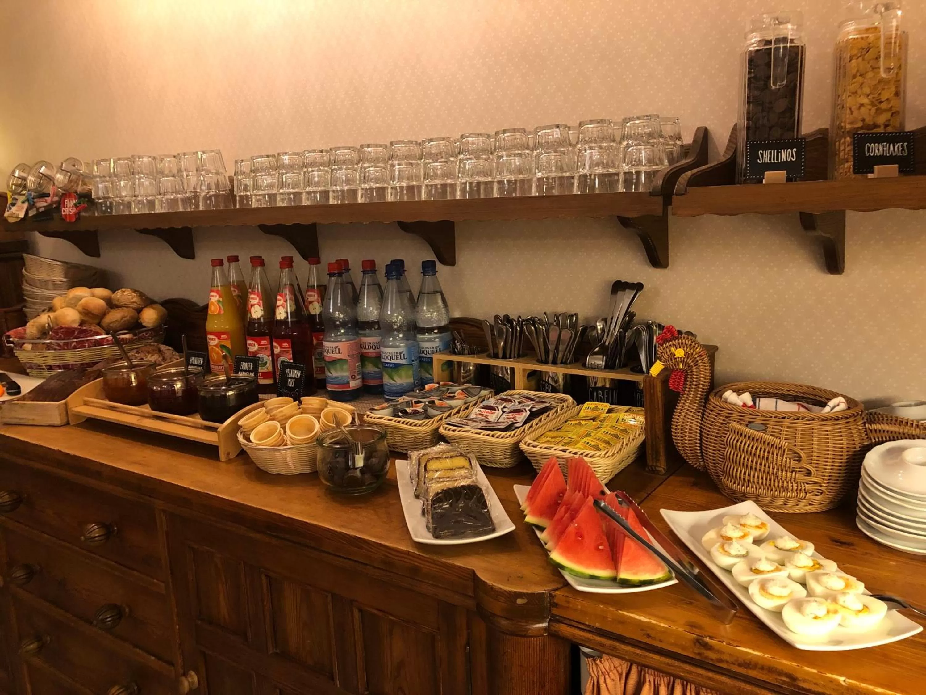 Breakfast in Hotel Liszt