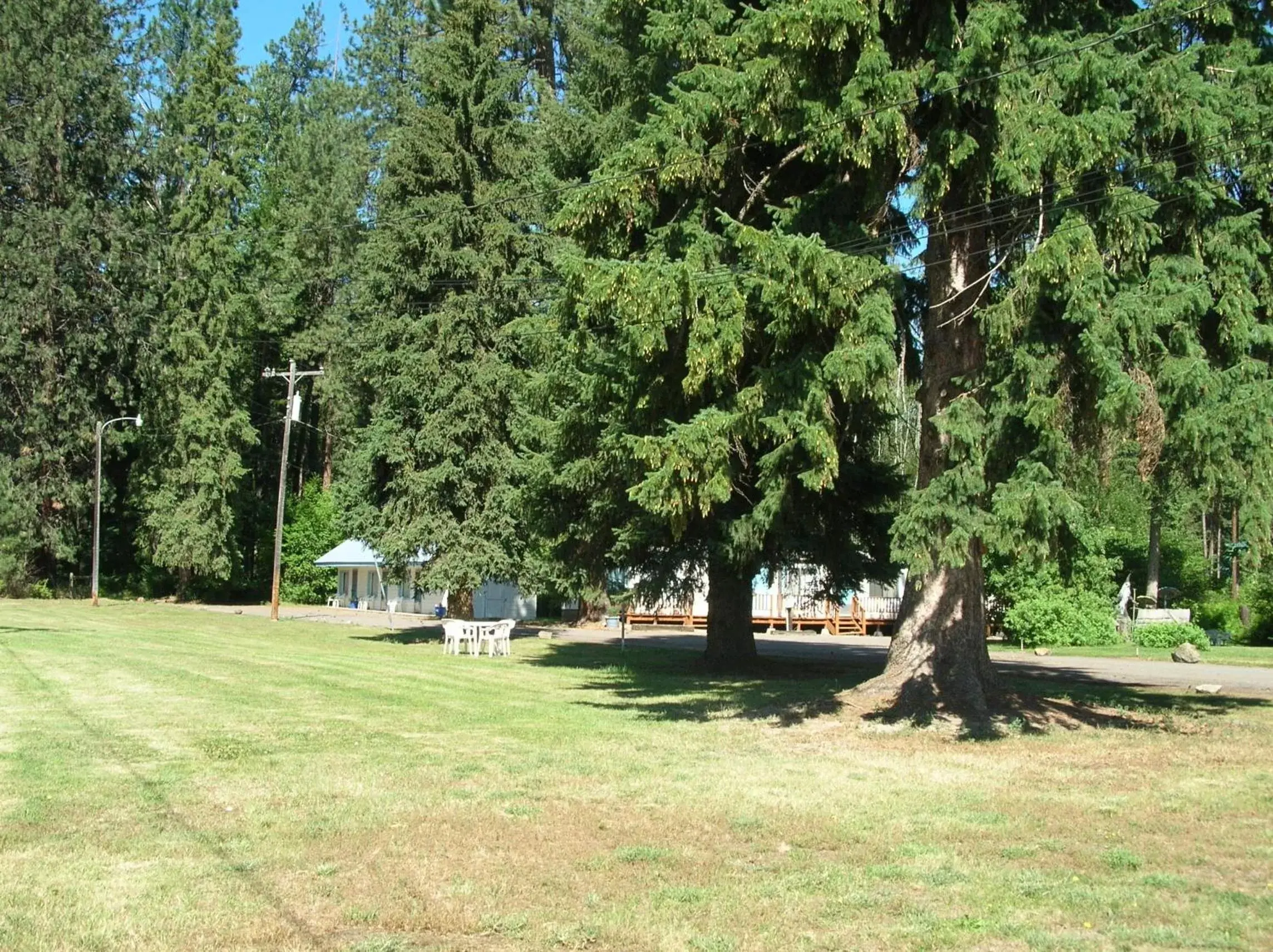 Area and facilities, Garden in Little River Motel Saint Regis