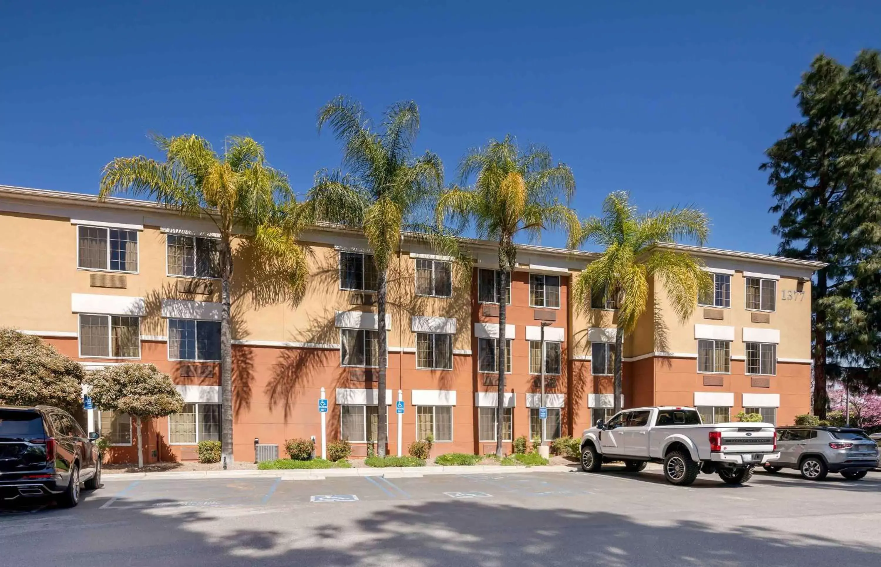 Property Building in Extended Stay America Suites - Los Angeles - Glendale