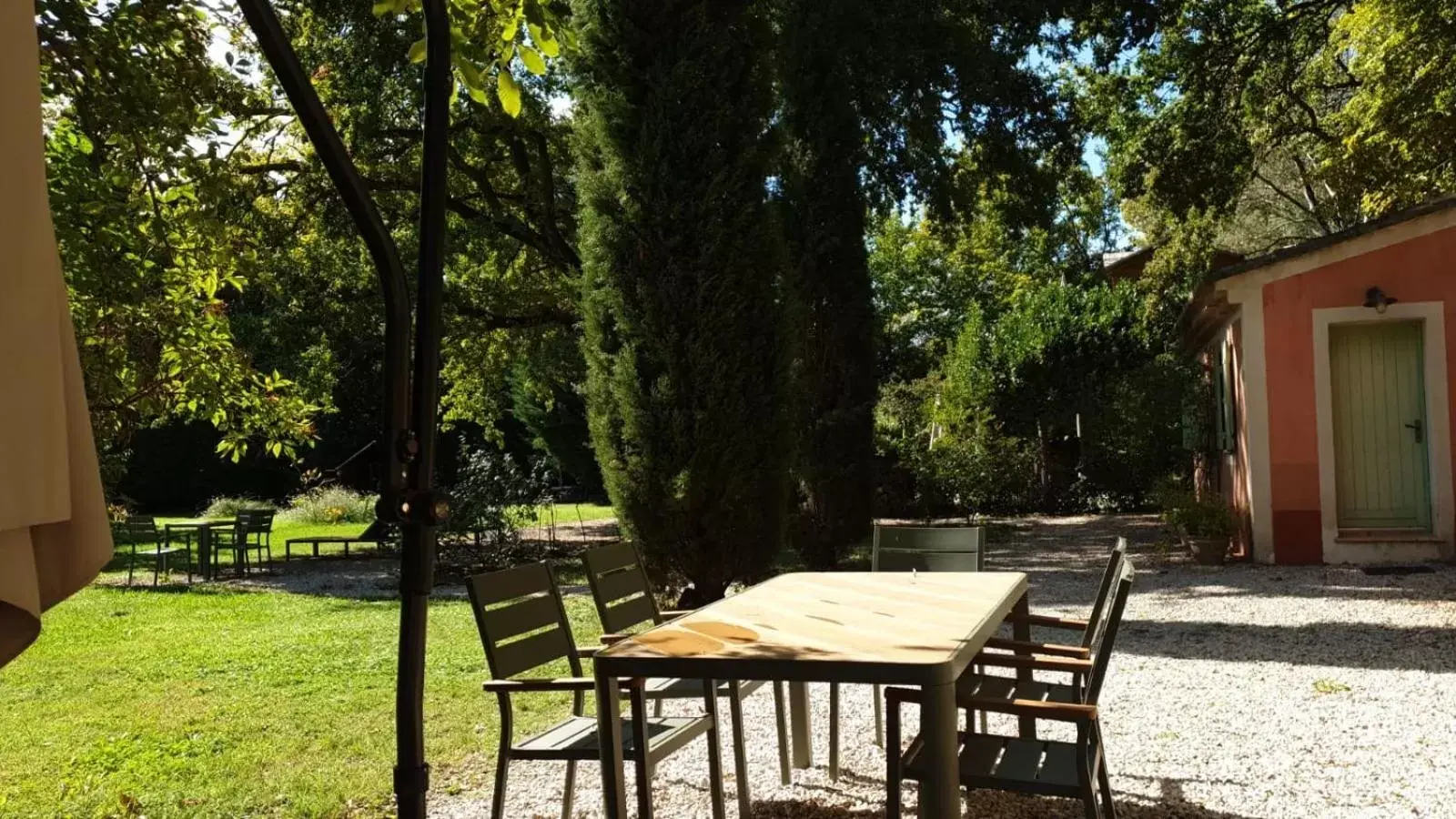 BBQ facilities in Le Pavillon Vert - B&B