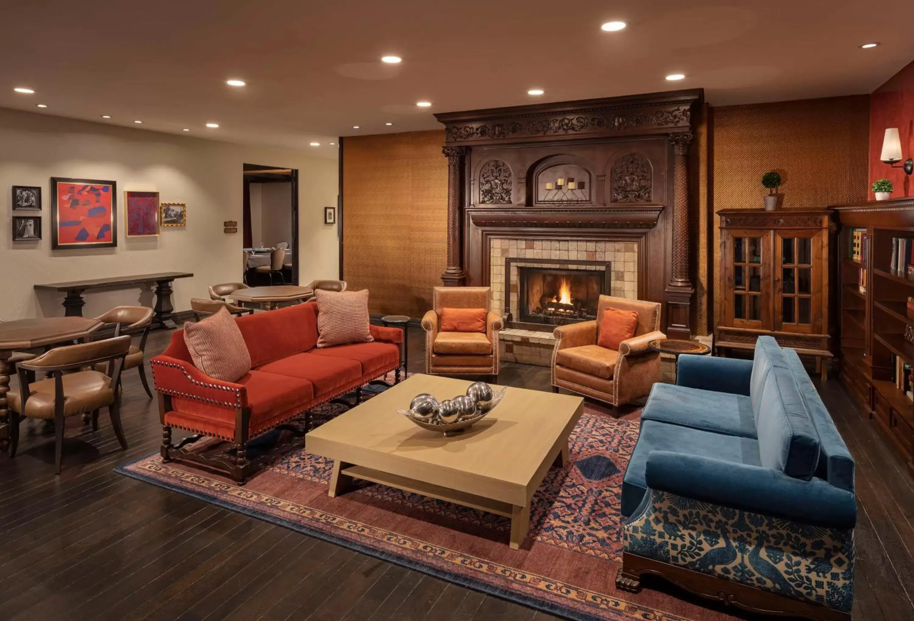 Lounge or bar, Seating Area in Royal Palms Resort and Spa, part of Hyatt