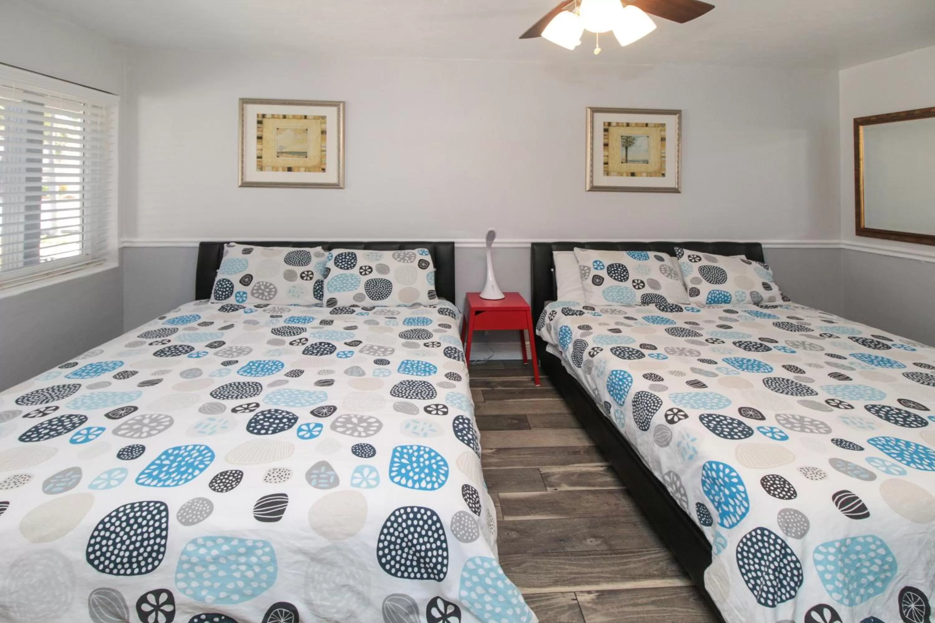 Other, Bed in The Dolphin Hollywood