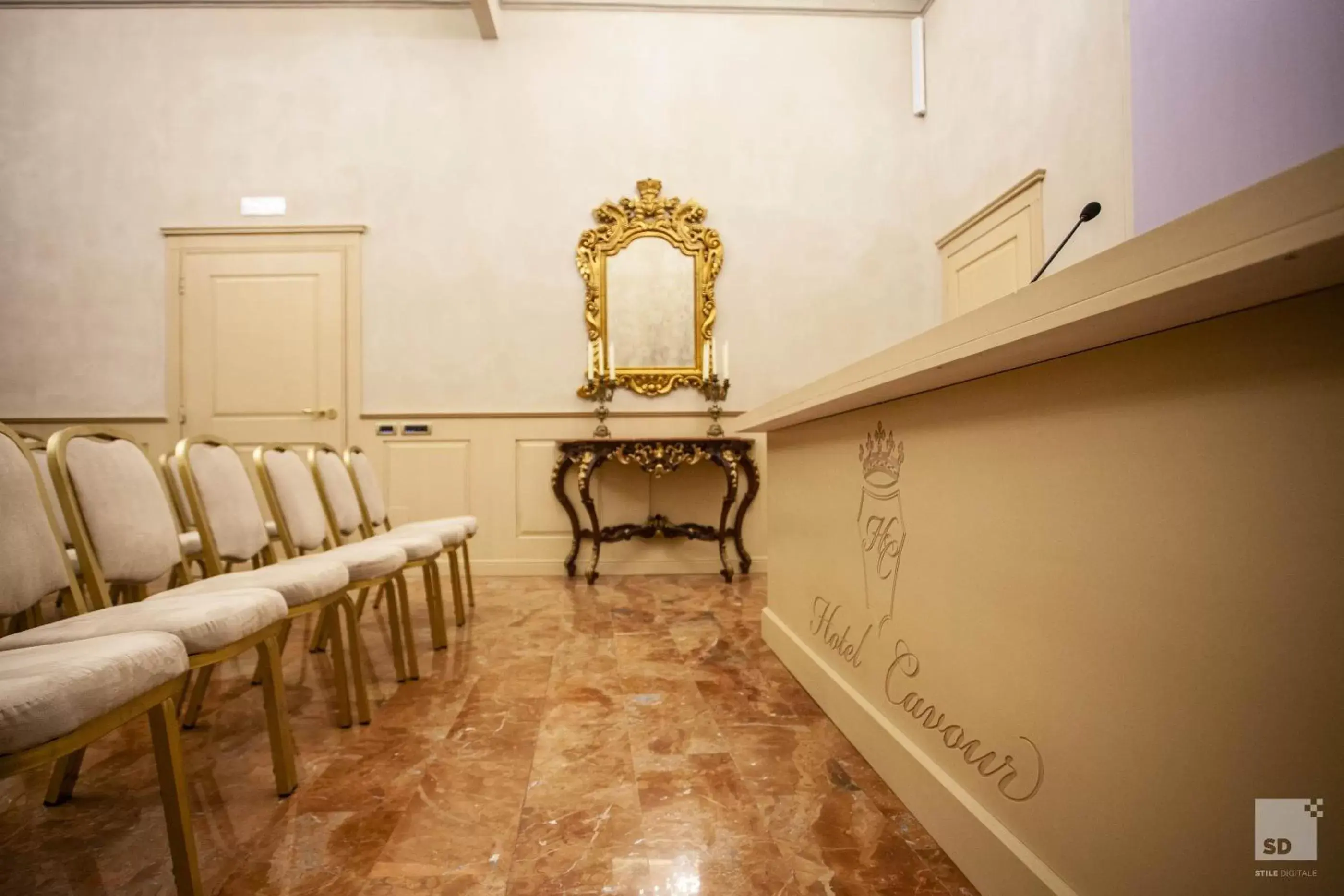 Meeting/conference room in Hotel Cavour