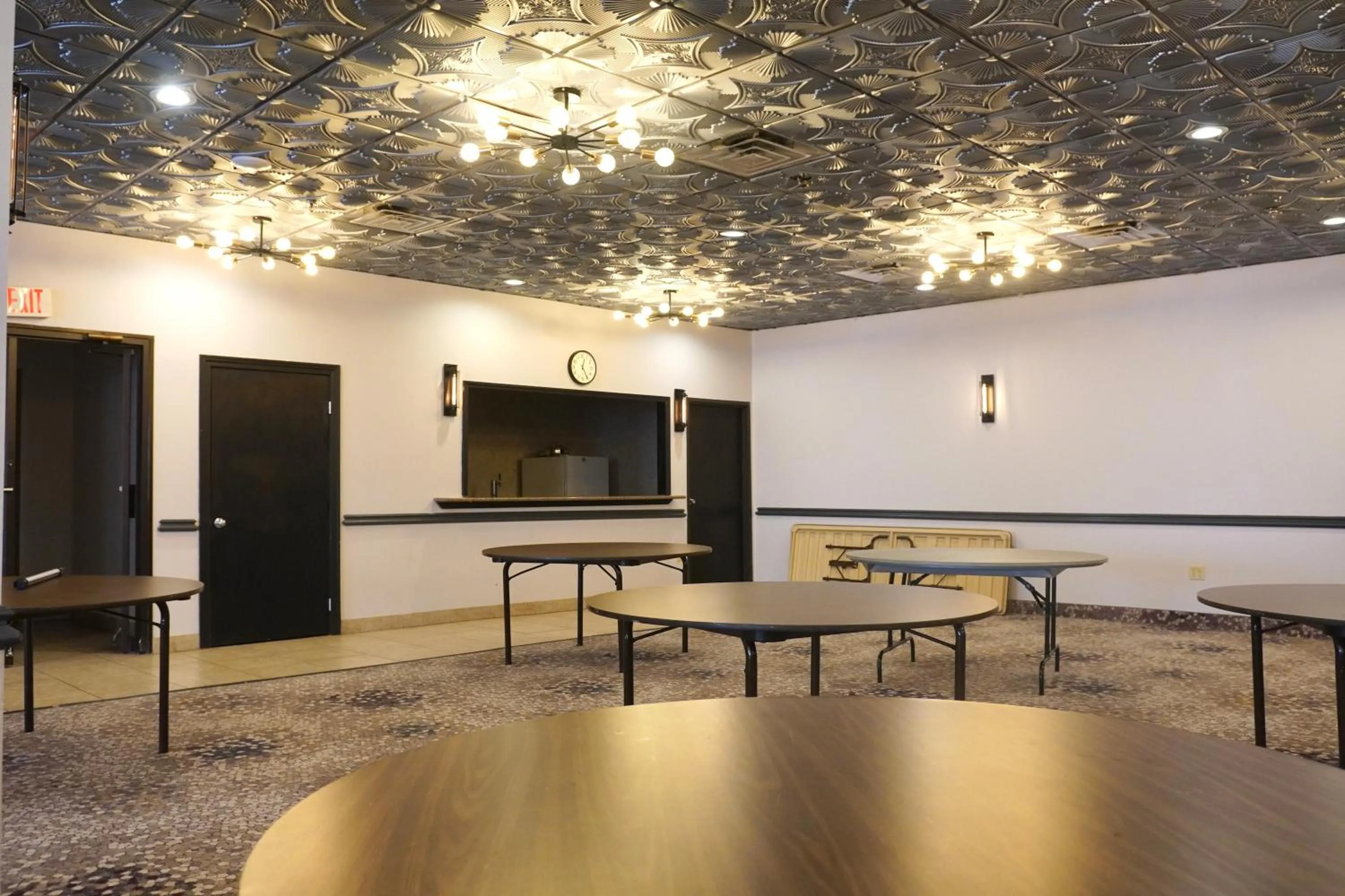 Meeting/conference room in American Inn & Suites