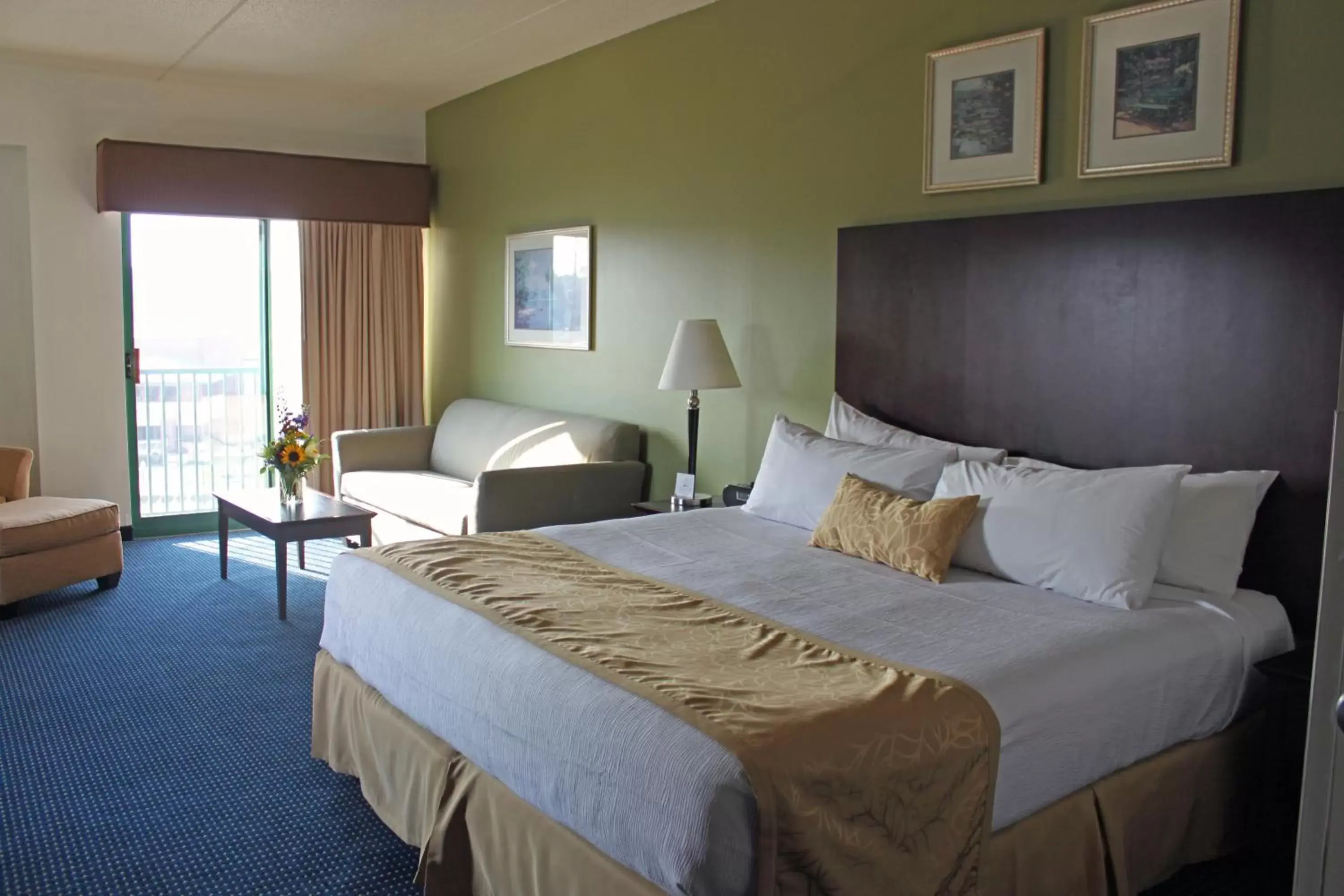 Bed in Grand Harbor Resort