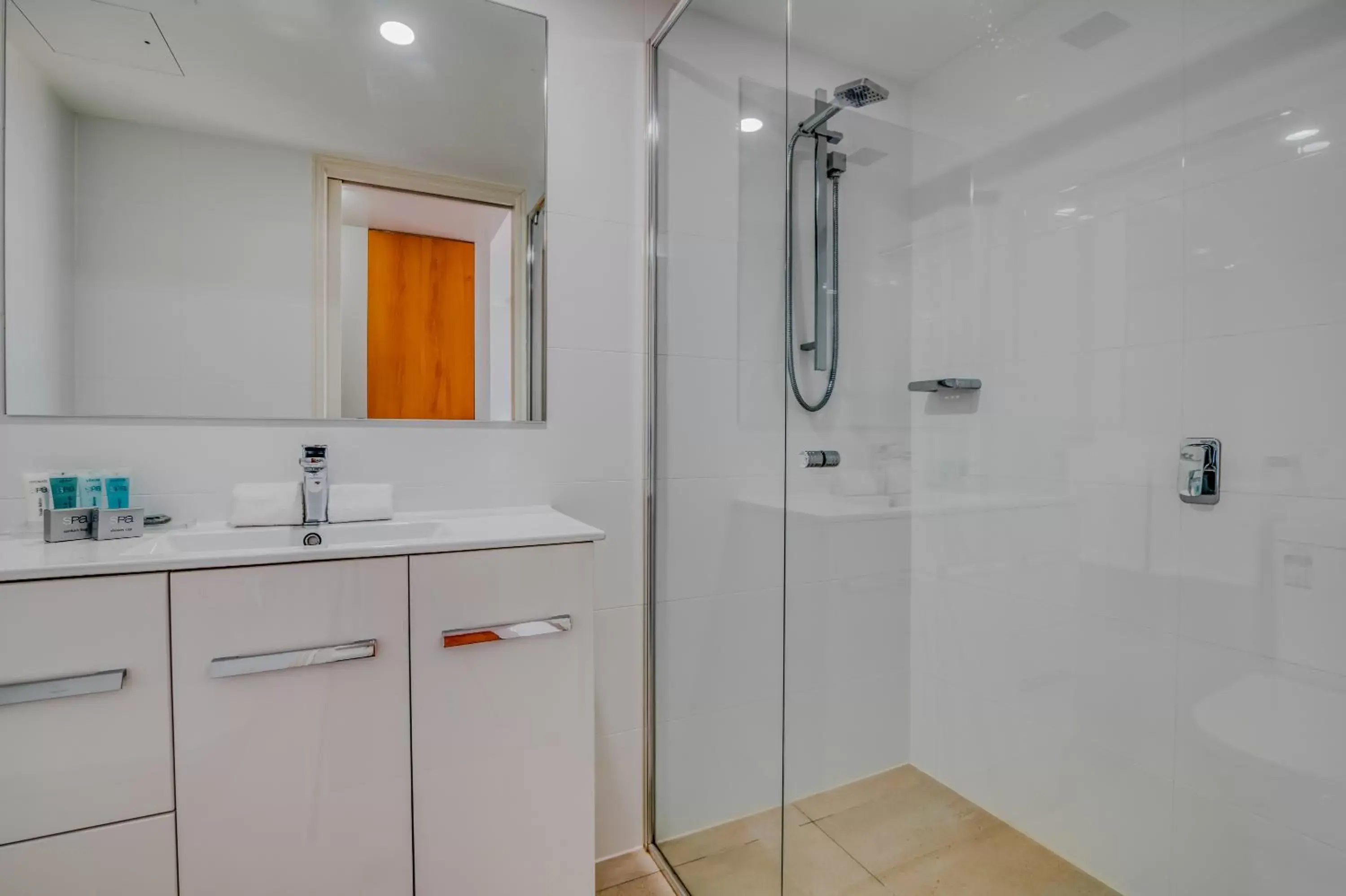 Shower, Bathroom in Bel Air on Broadbeach