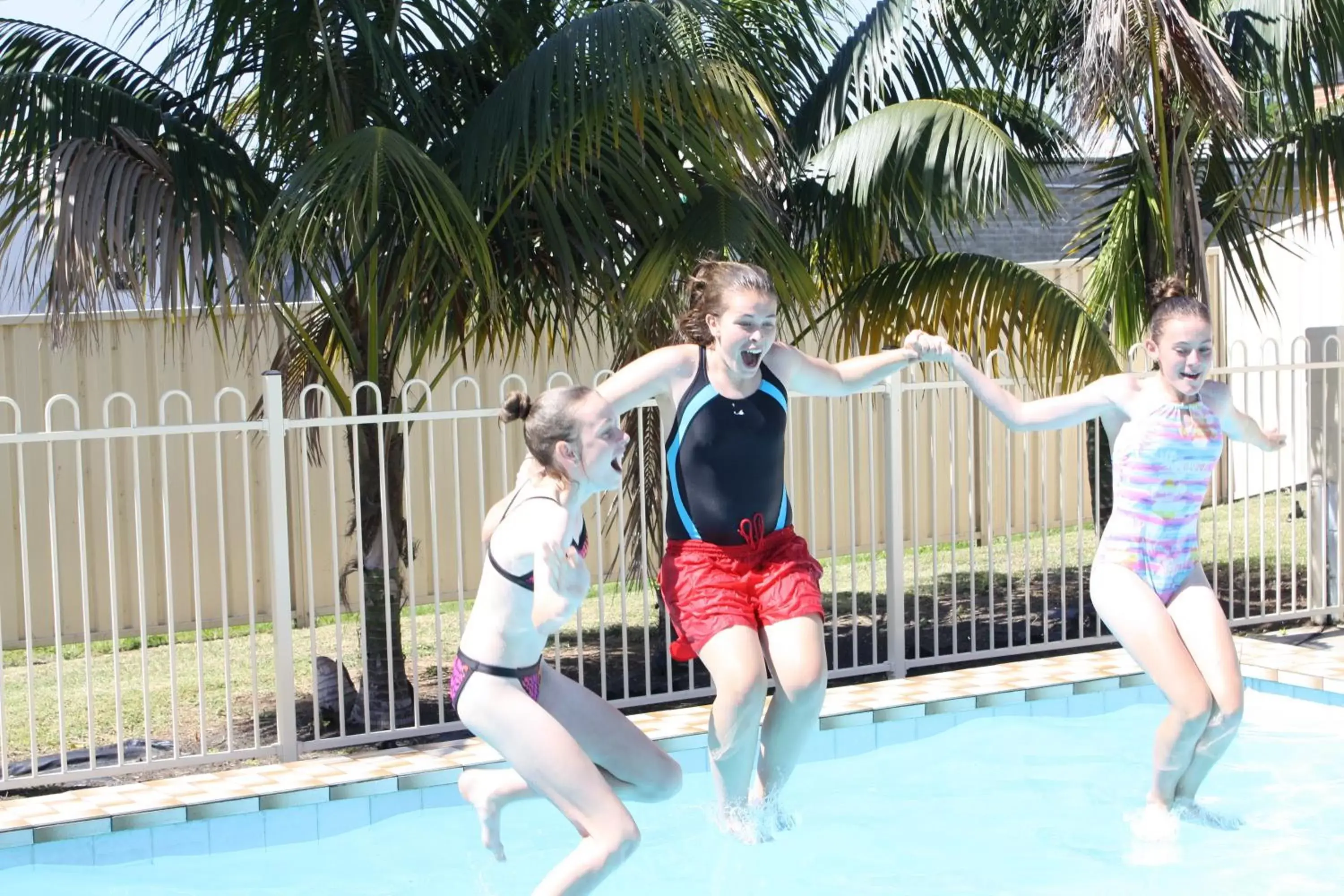 Day, Swimming Pool in City Centre Motel Kempsey