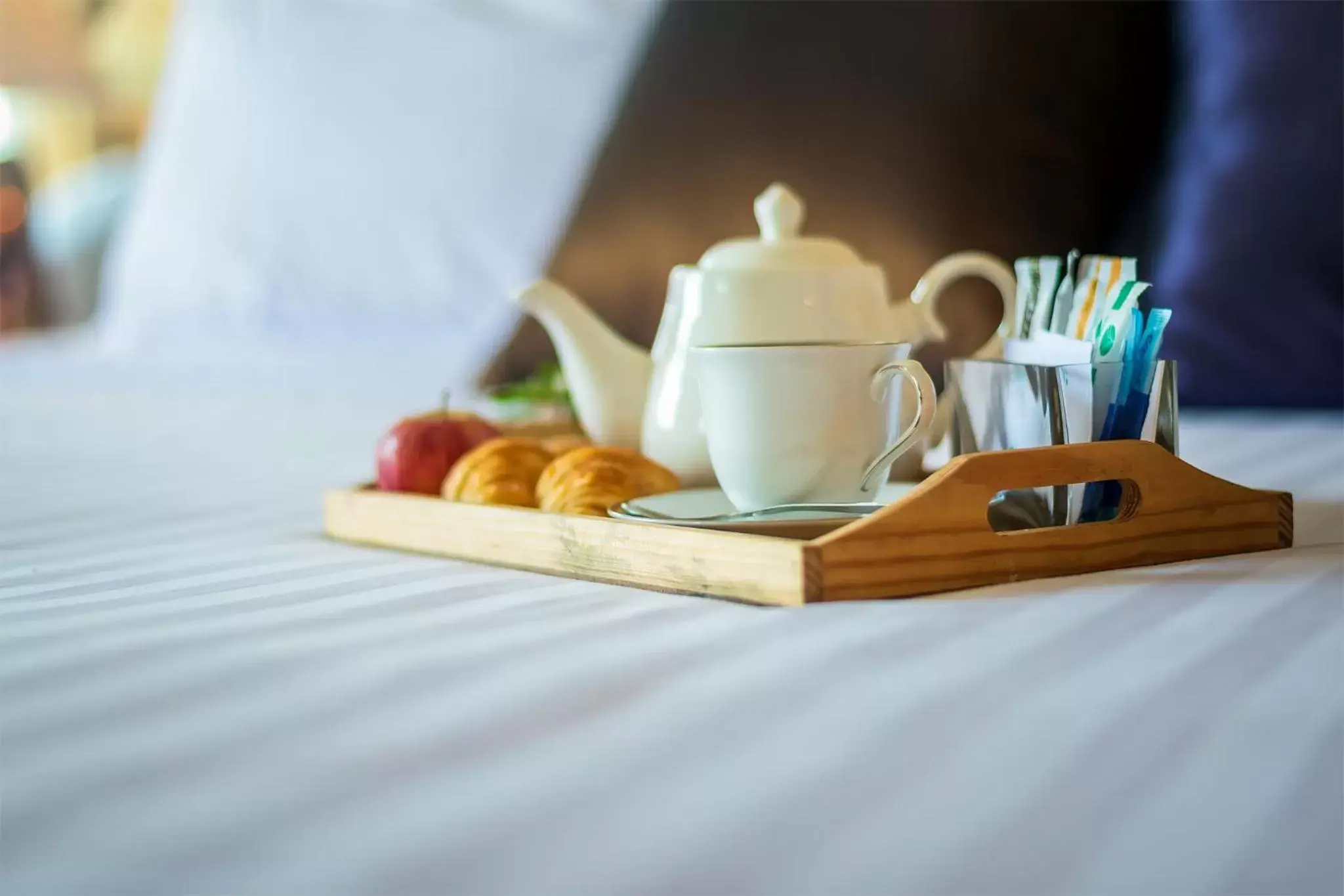 Coffee/tea facilities in The Emerald Hotel - SHA Extra Plus