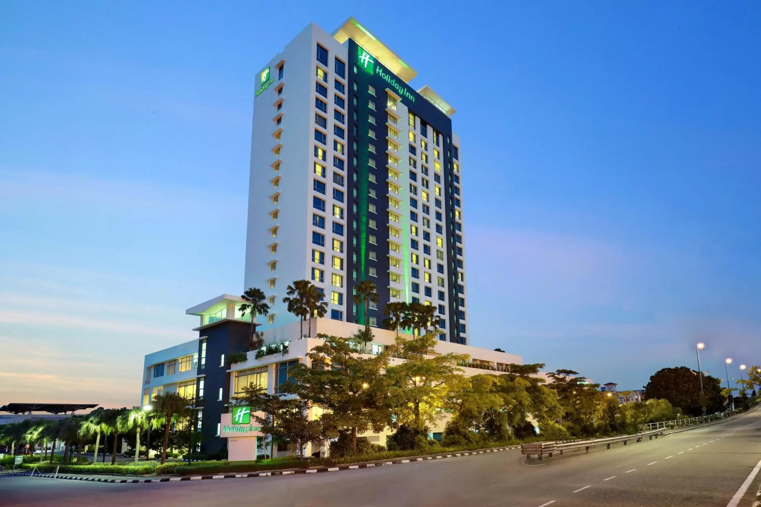 Property Building in Holiday Inn Melaka, an IHG Hotel