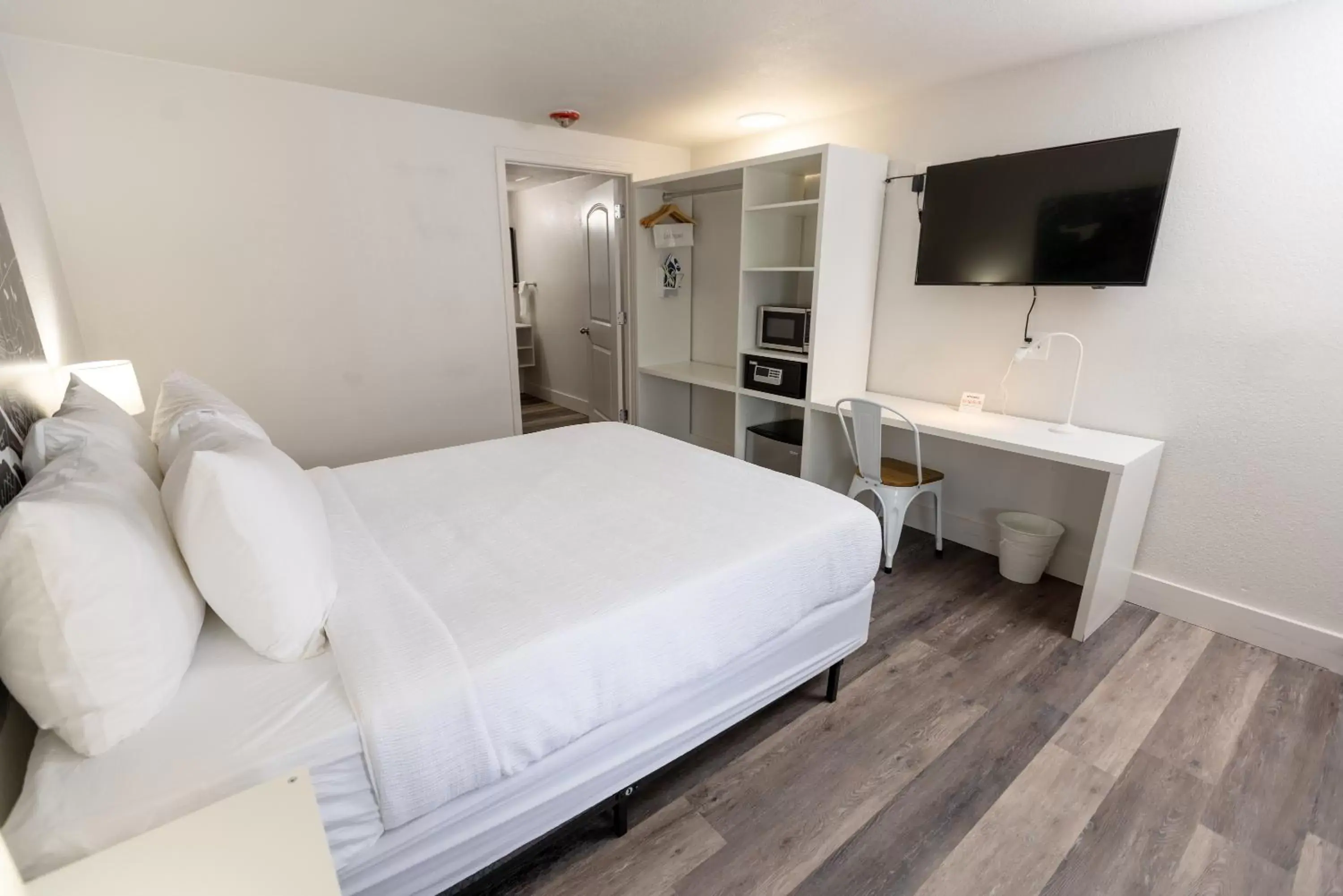 Bed in Oneway Brunswick Bed in Oneway Brunswick