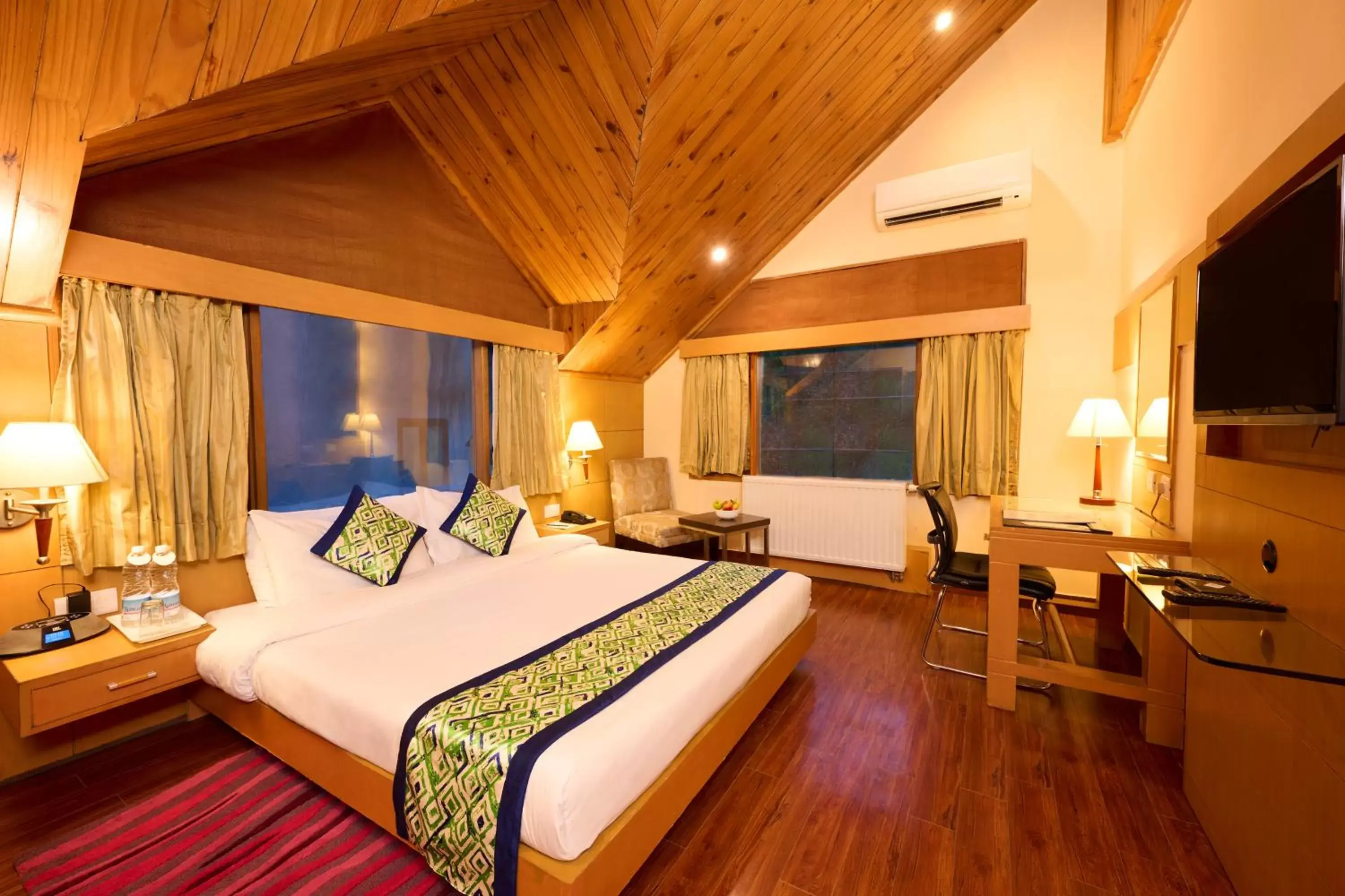Bedroom, Bed in Renest River Country Resort Manali