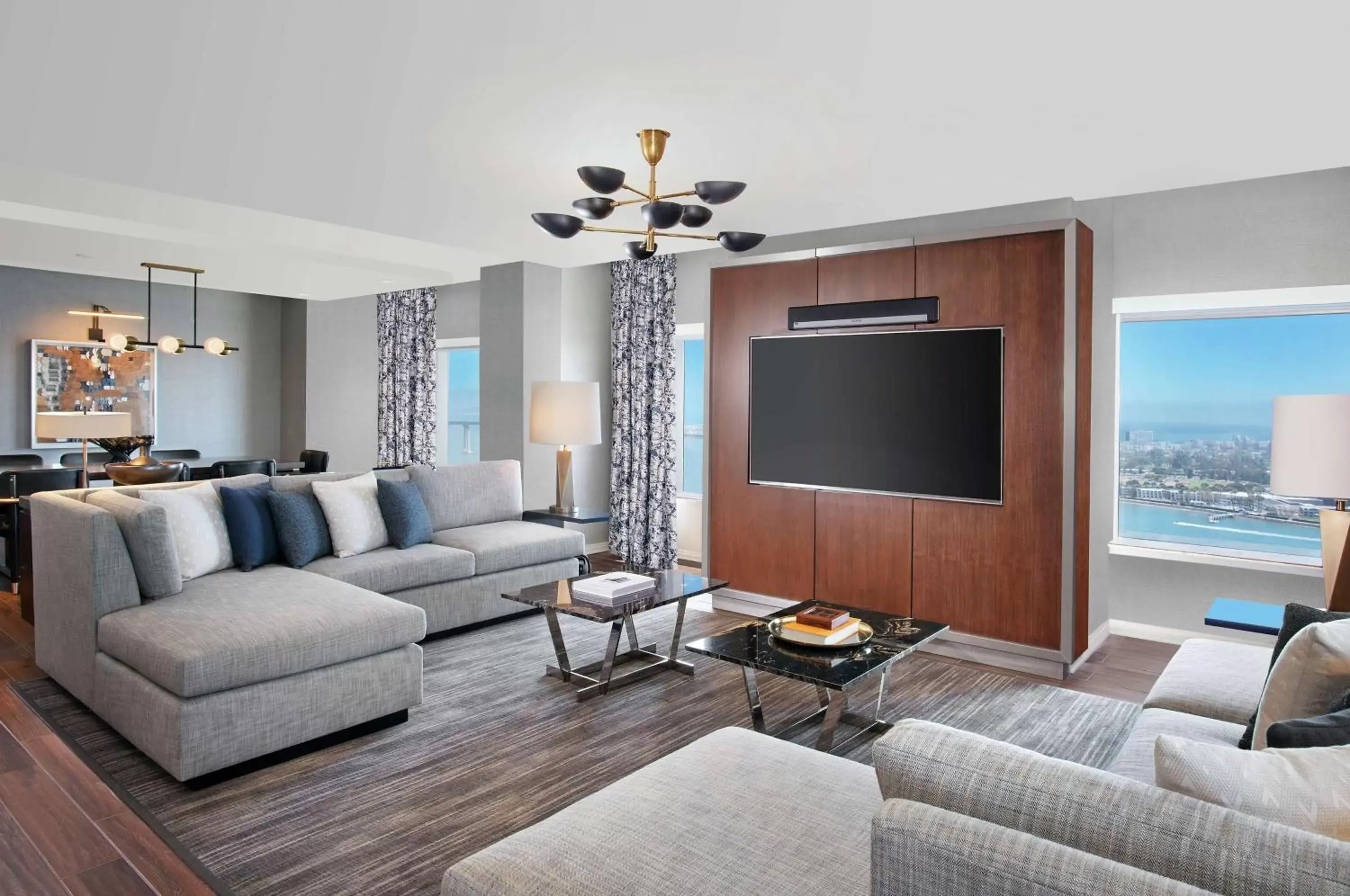 Living room, Seating Area in Hilton San Diego Bayfront