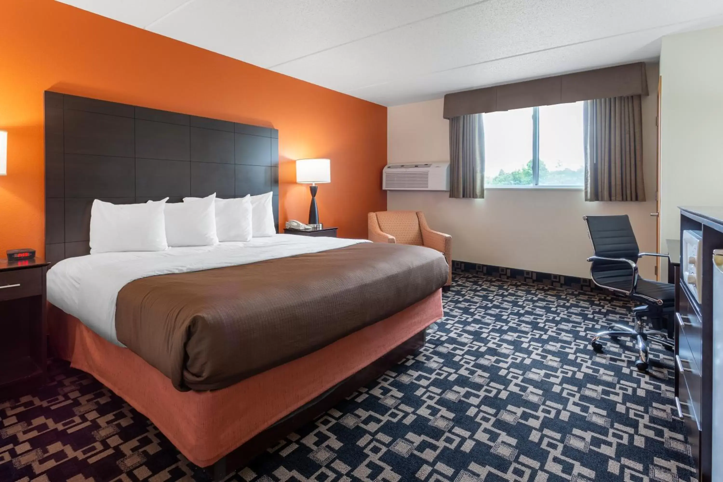 Photo of the whole room, Bed in AmericInn by Wyndham Wausau