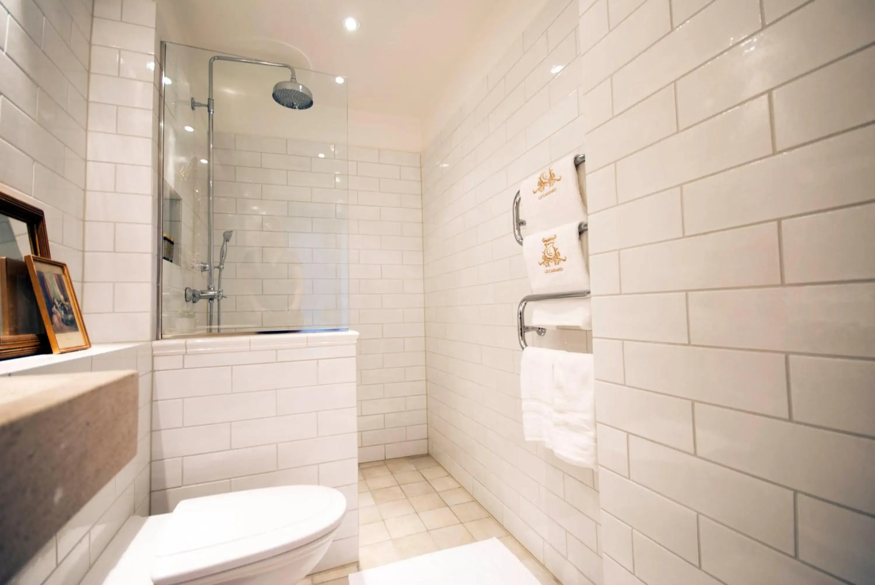 Bathroom in Château Le Cagnard