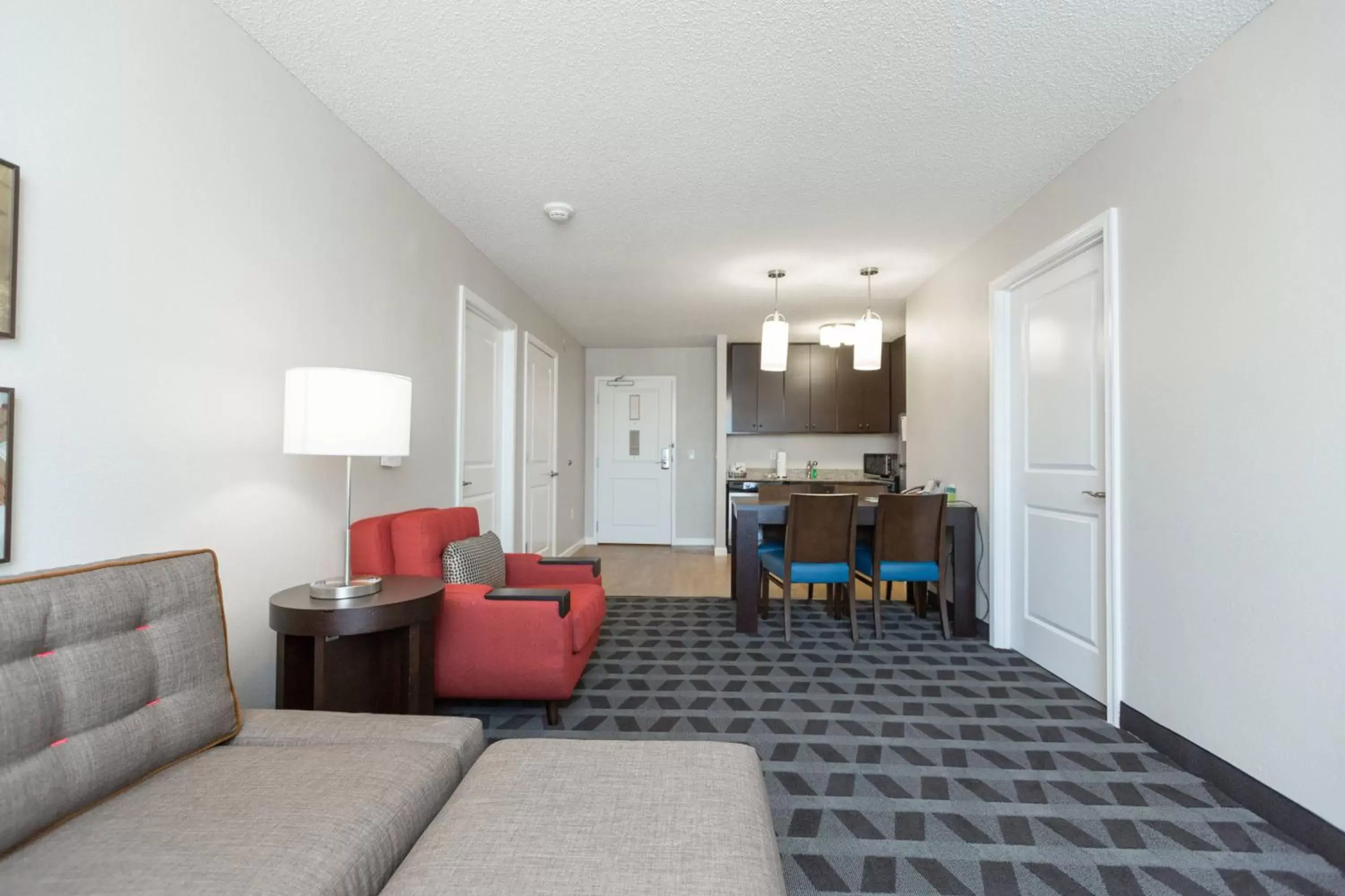 Living room, Seating Area in TownePlace Suites Winchester