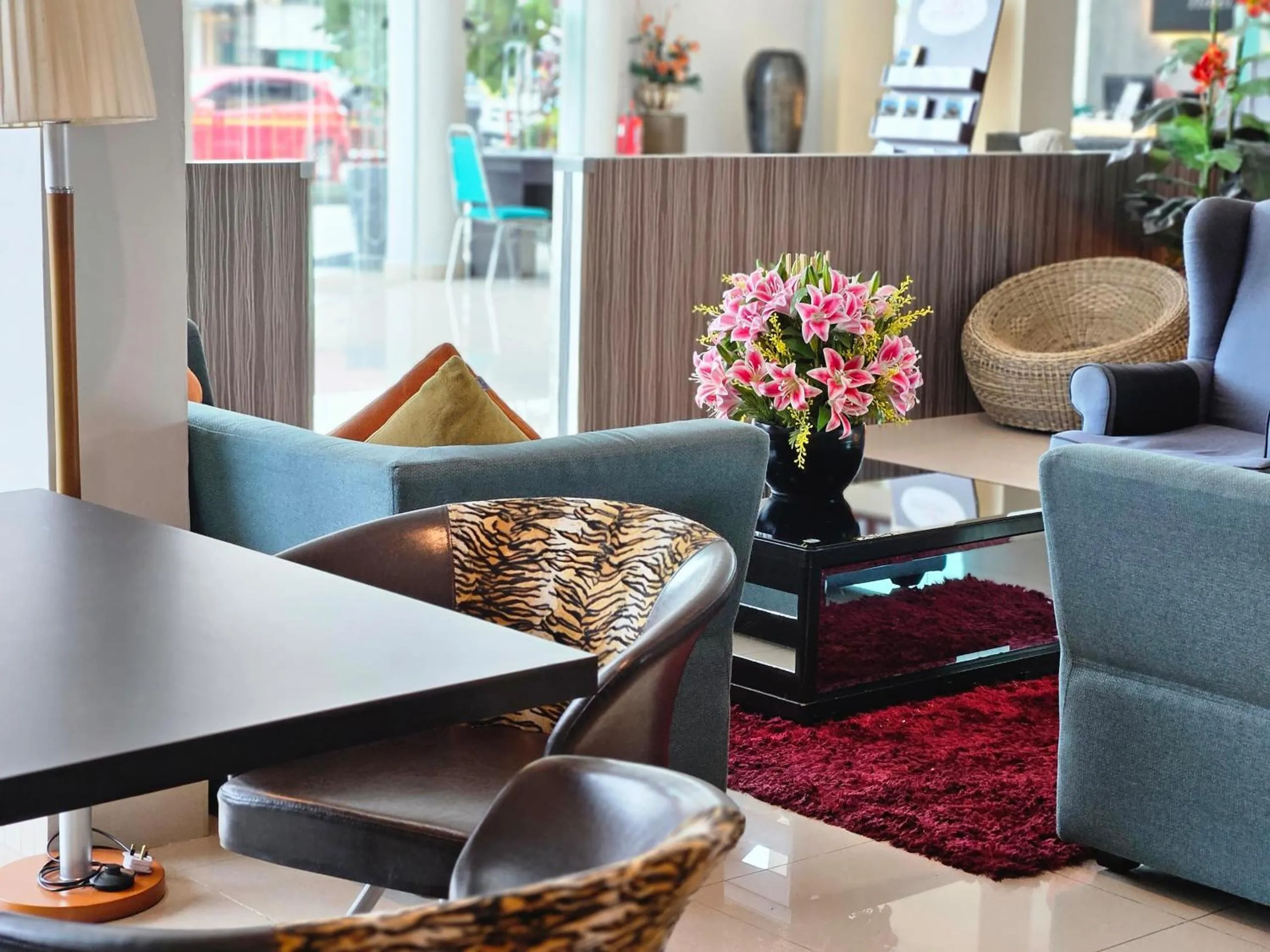 Seating area in Go Lodge Hotel Kuantan