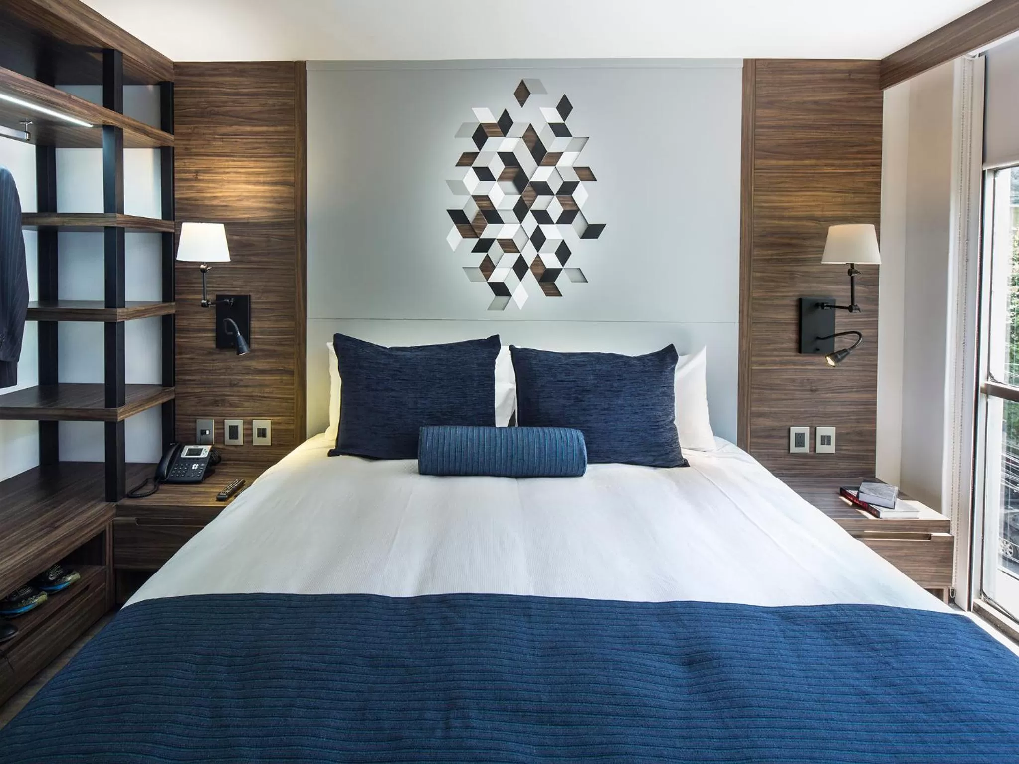 Bedroom, Bed in FlowSuites WTC