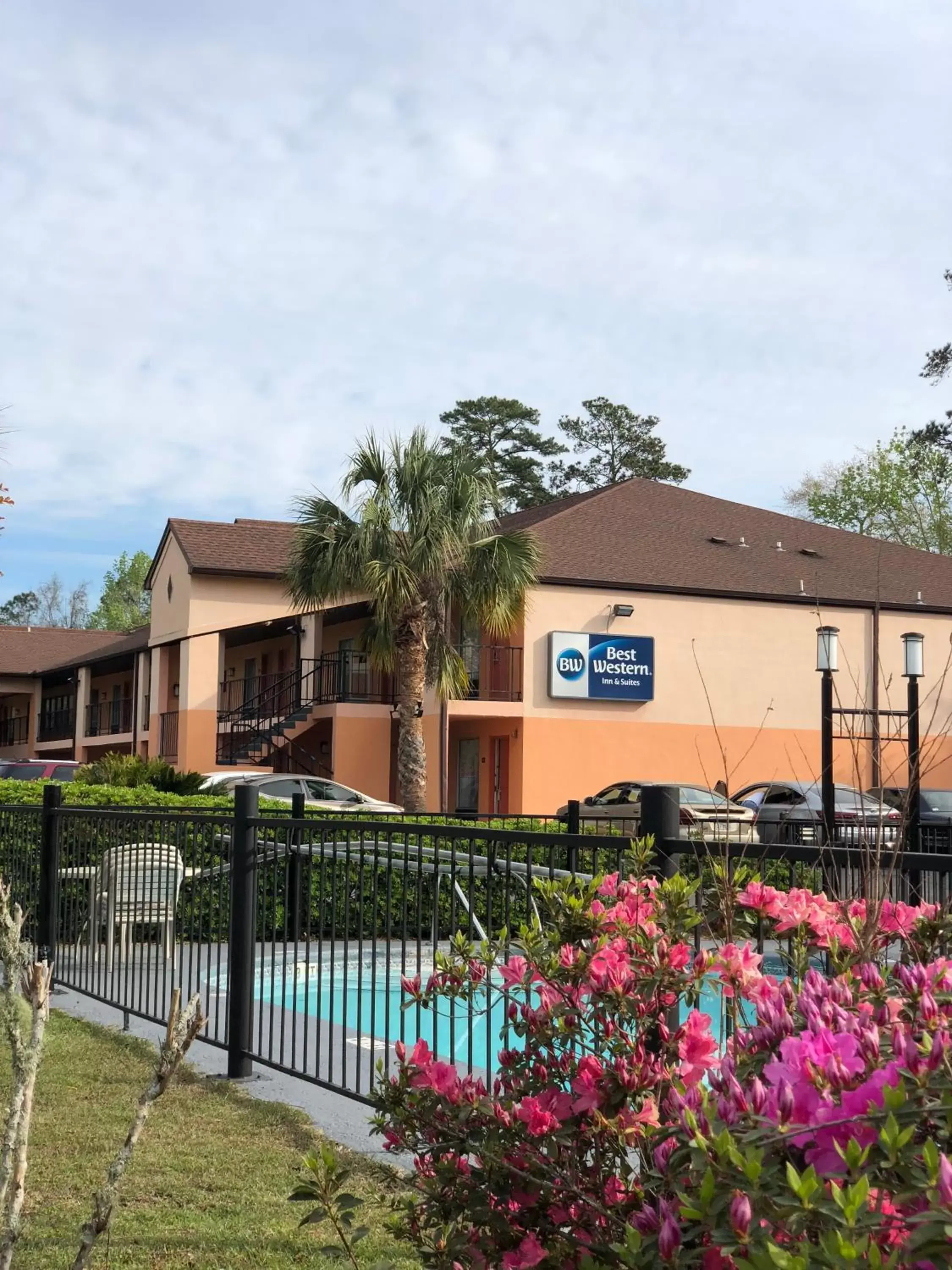 Property Building in Best Western Tallahassee Downtown Inn and Suites