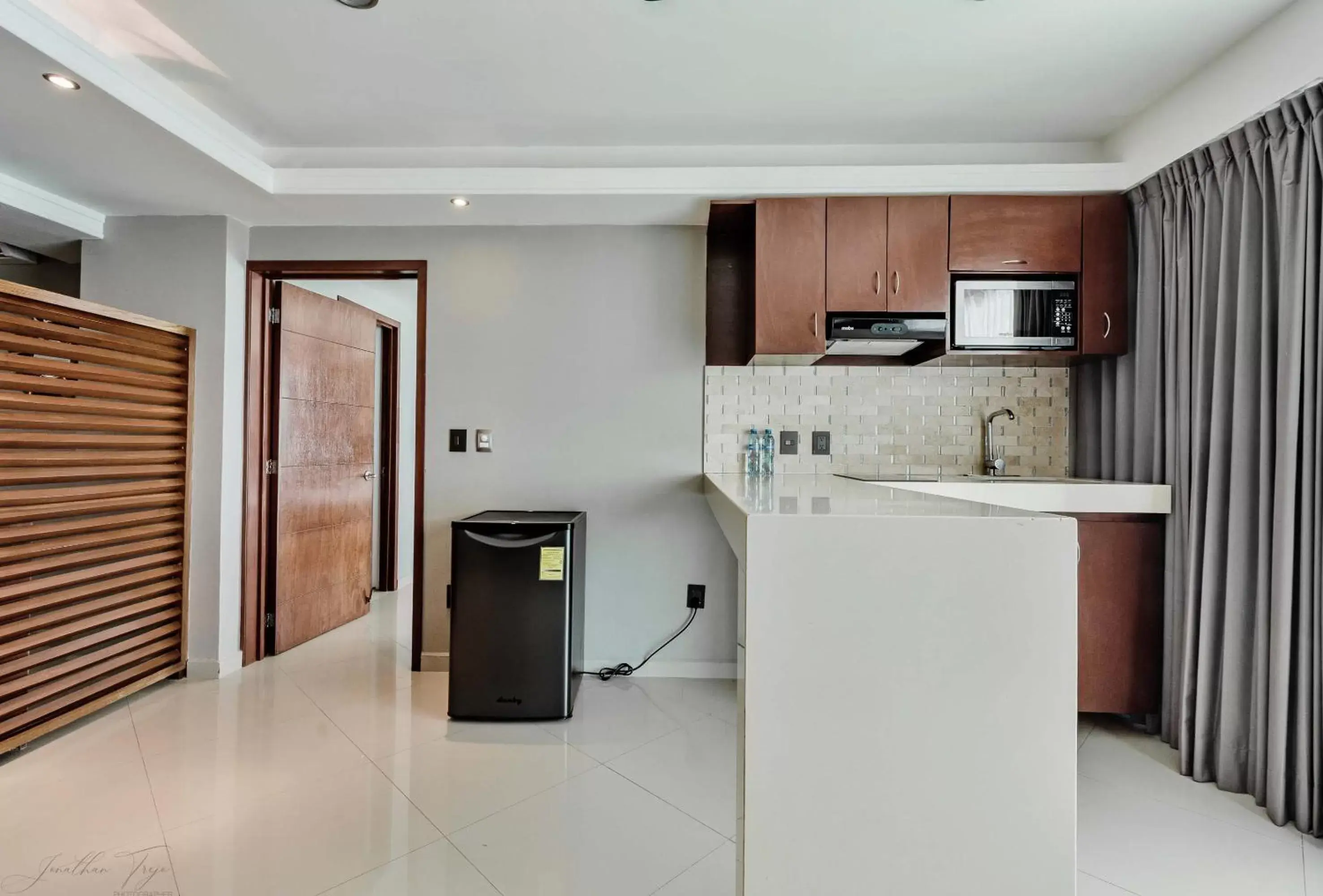 Kitchen or kitchenette, Kitchen/Kitchenette in Ocean Dream Cancun by GuruHotel