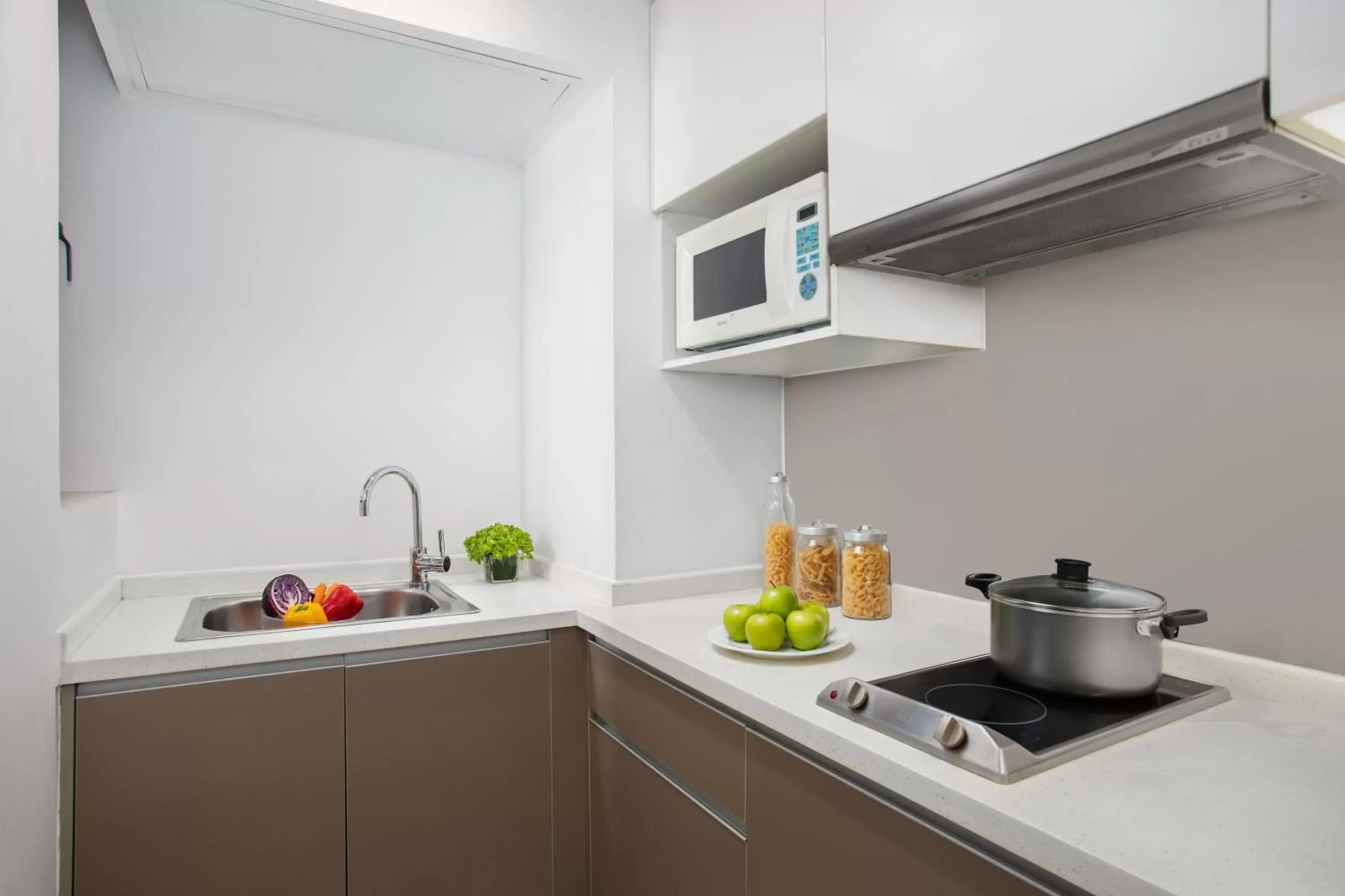 Kitchen or kitchenette, Kitchen/Kitchenette in Citadines Xinghai Suzhou