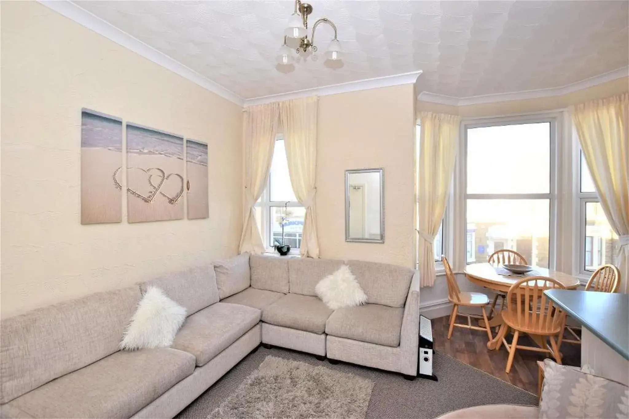 Living room in Bridle Lodge Apartments Living room in Bridle Lodge Apartments