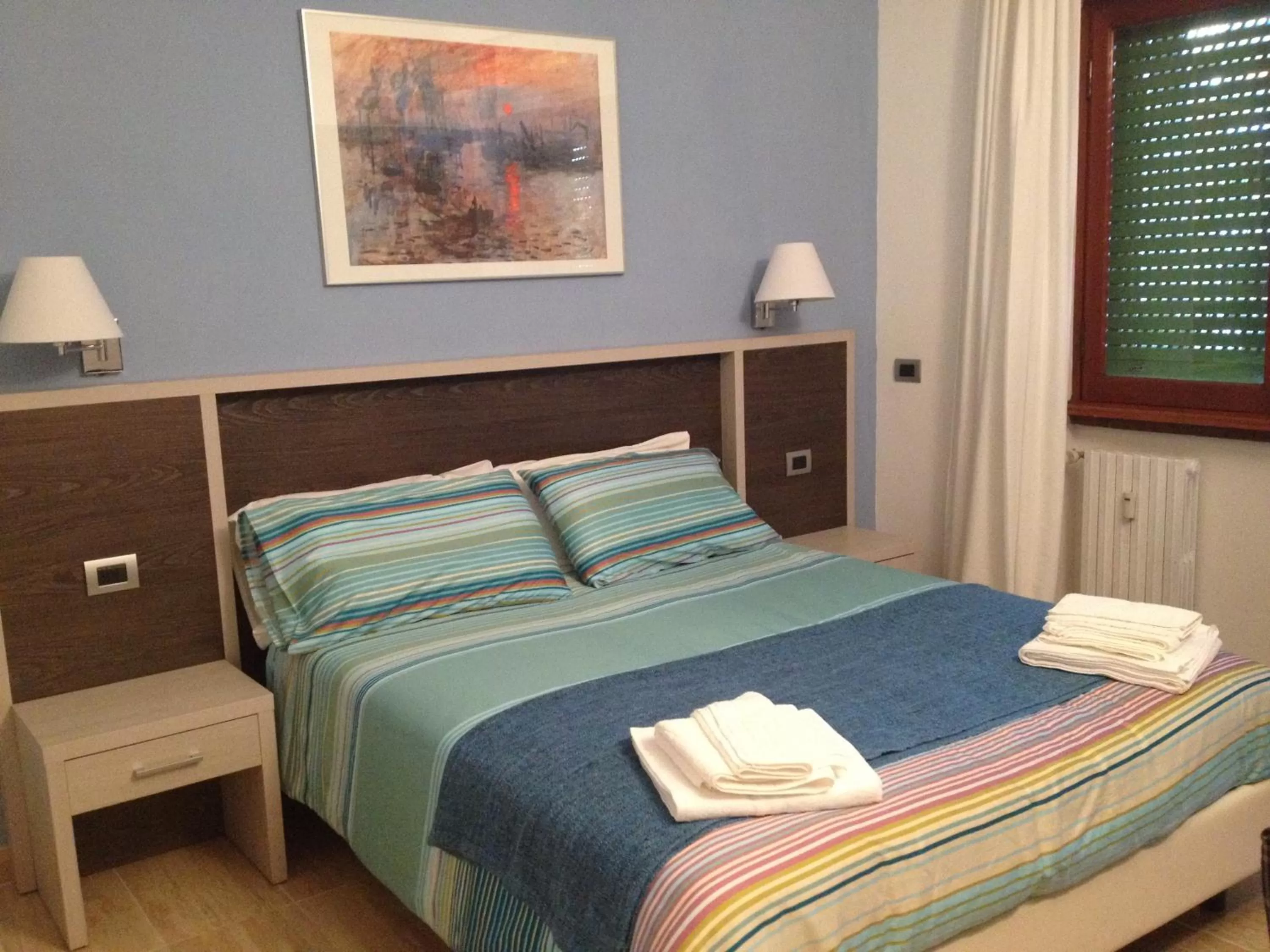 Bedroom, Bed in Trastevere's Friends