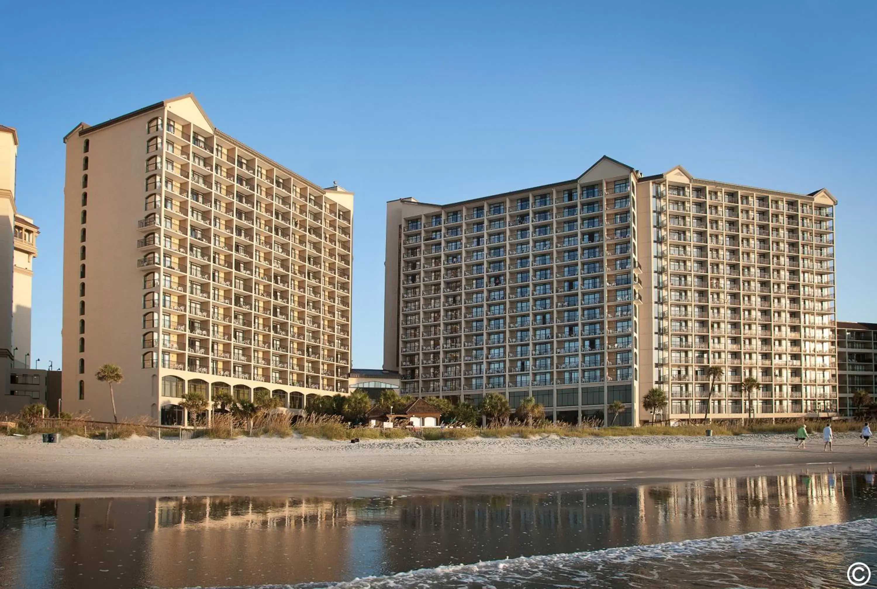 Facade/entrance, Property Building in Beach Cove Resort