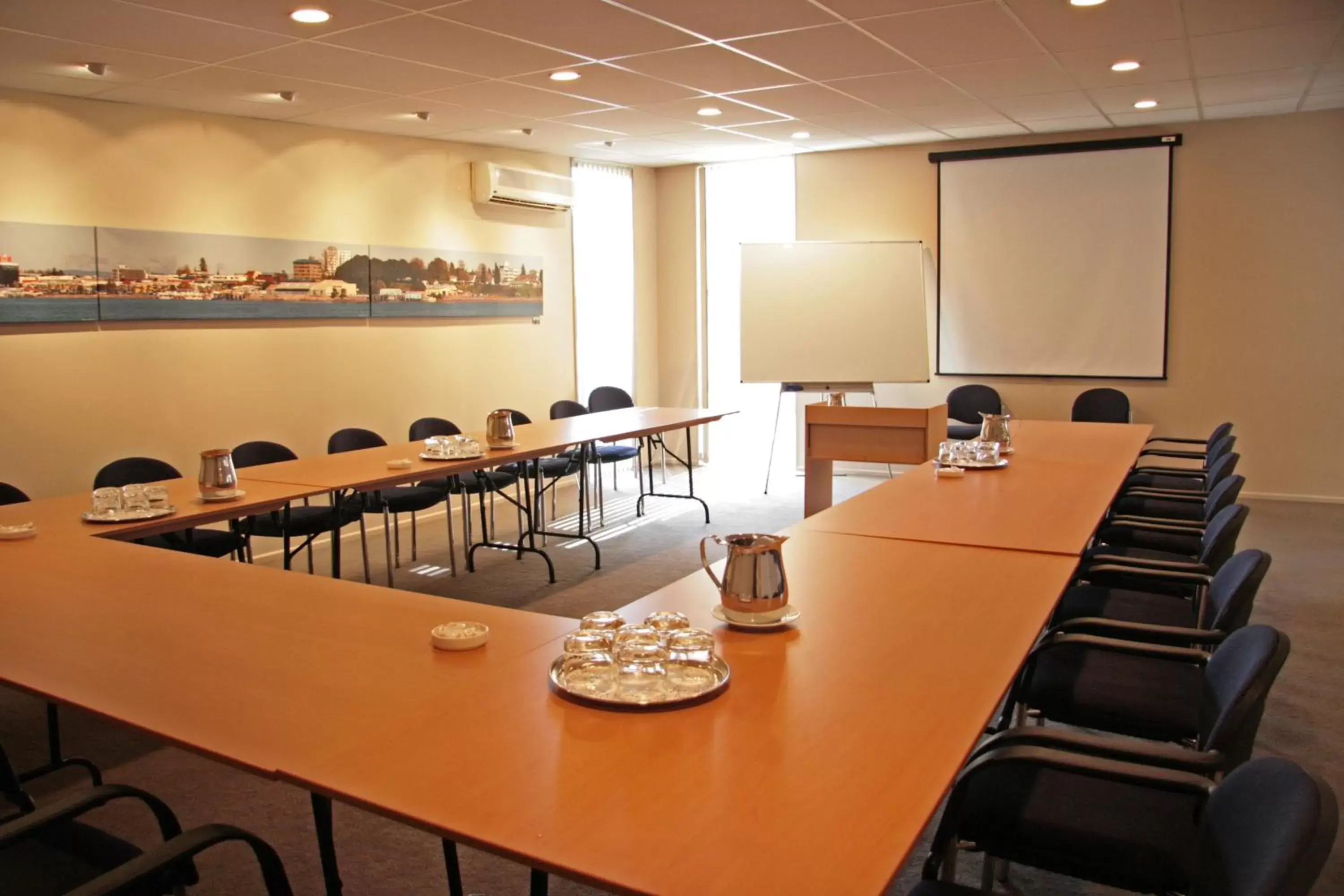 Meeting/conference room in Harbour City Motor Inn & Conference