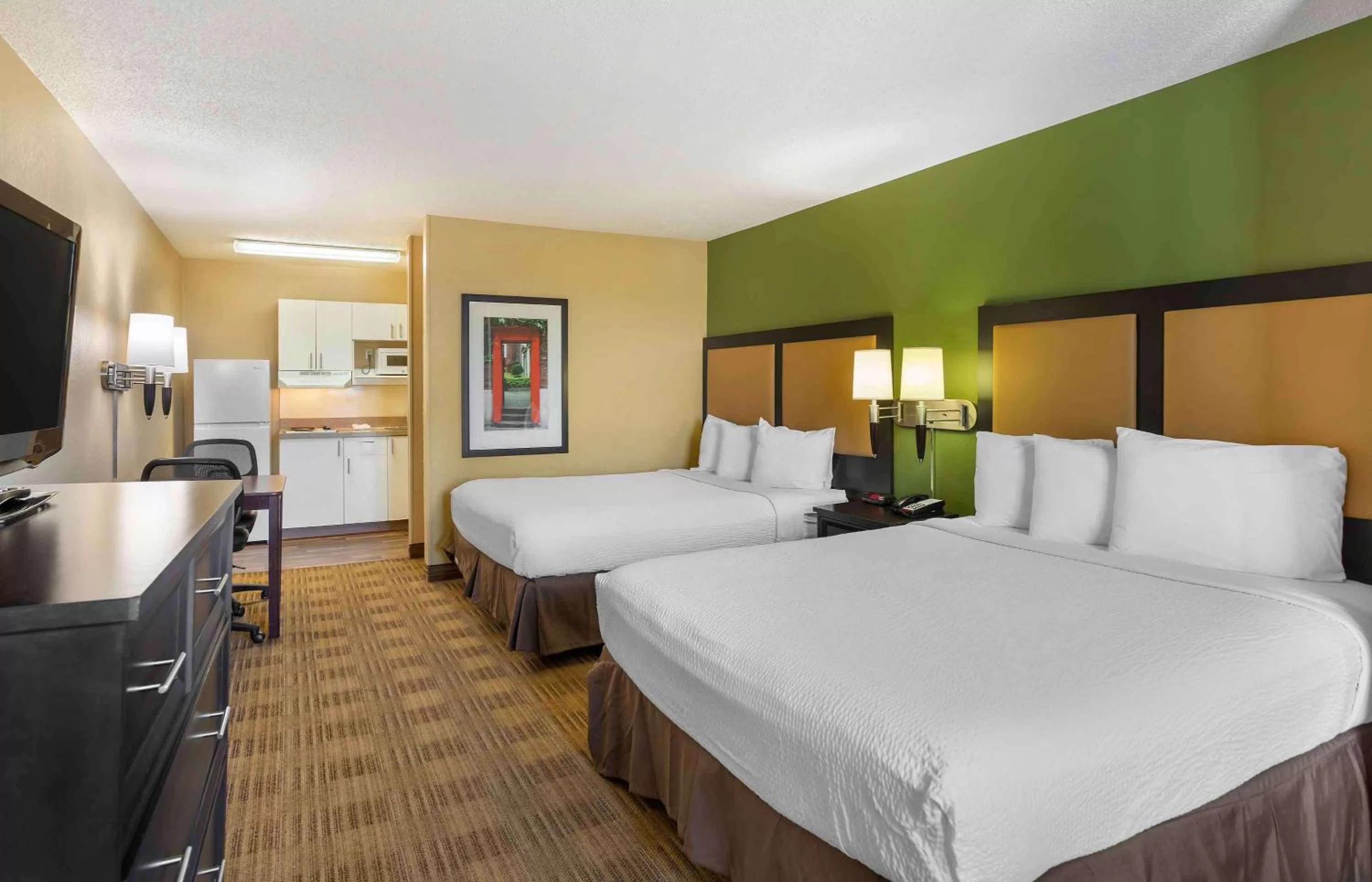 Bedroom, Bed in Extended Stay America Select Suites - Raleigh - RDU Airport