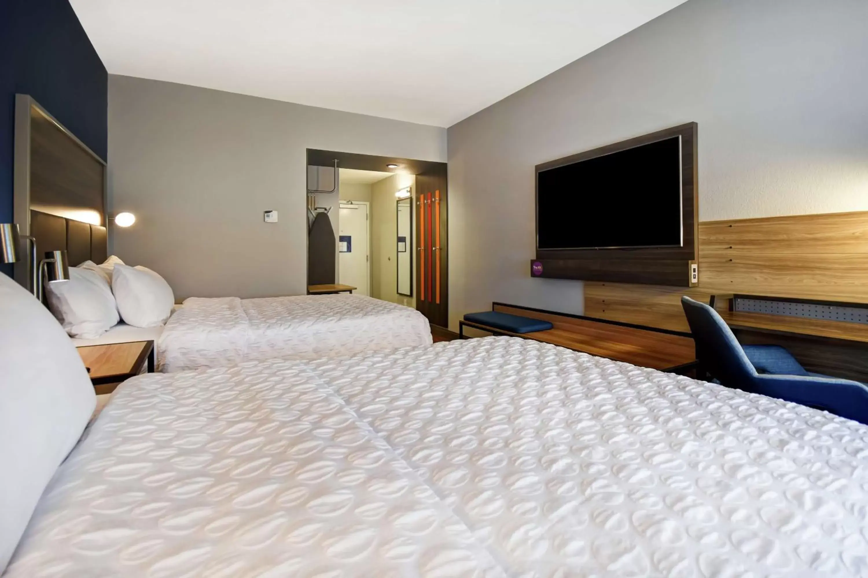 Bedroom, Bed in Tru By Hilton Cincinnati Airport South Florence