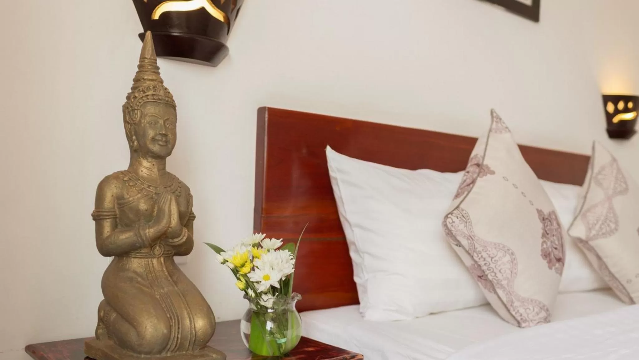 Bedroom, Bed in La Villa du Bonheur