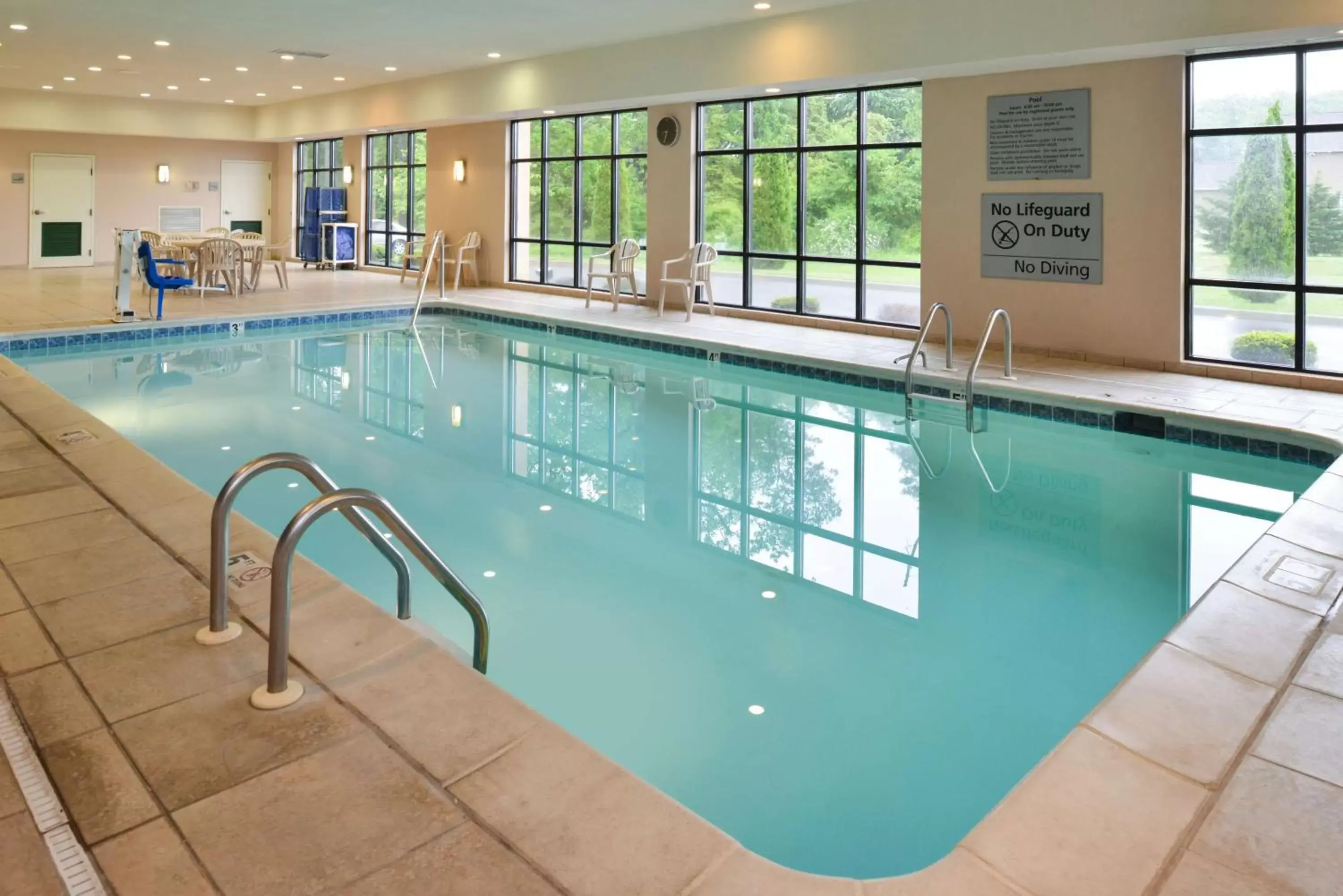 Pool view, Swimming Pool in Hampton Inn Milford