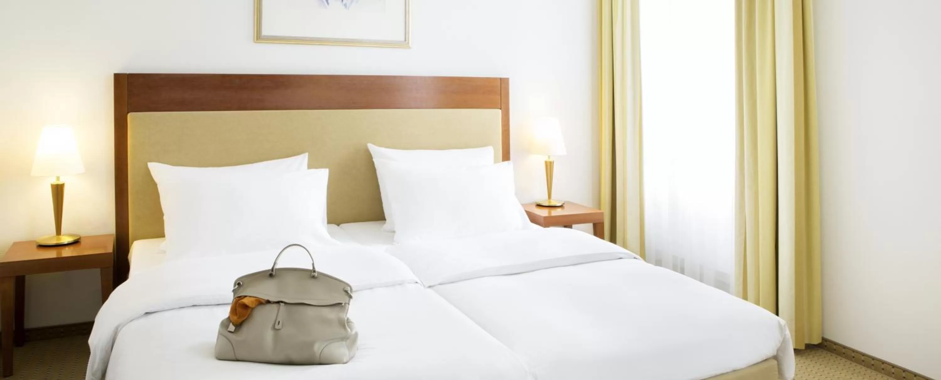 Photo of the whole room, Bed in NOVOTEL Hildesheim City