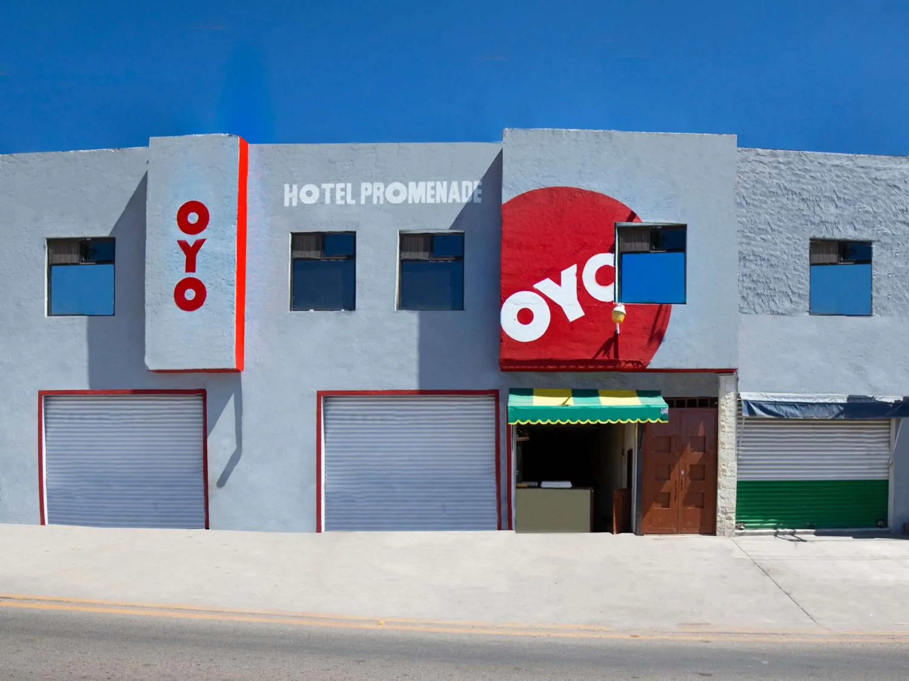 Facade/entrance in OYO Promenade