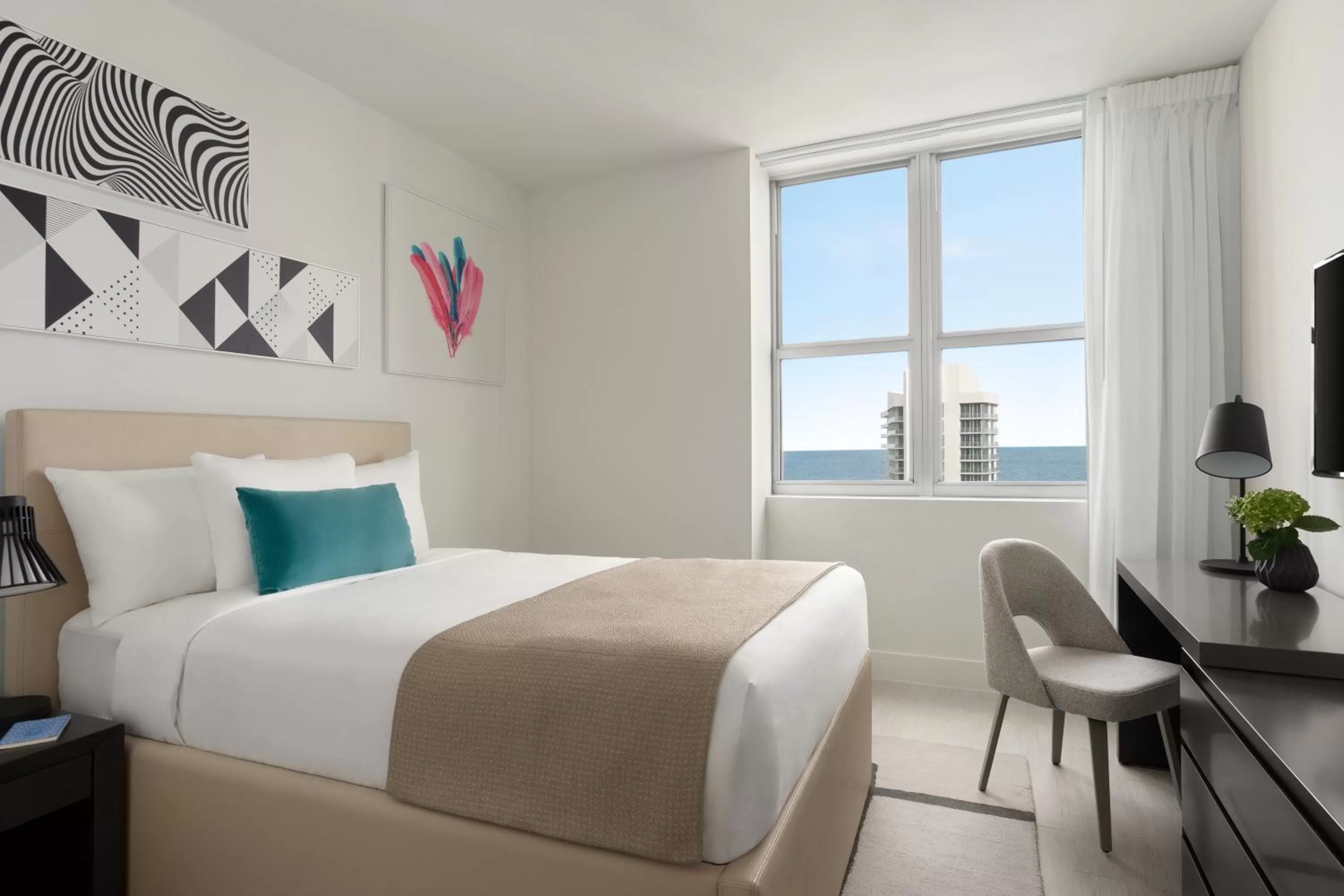 Photo of the whole room in Hyde Beach House