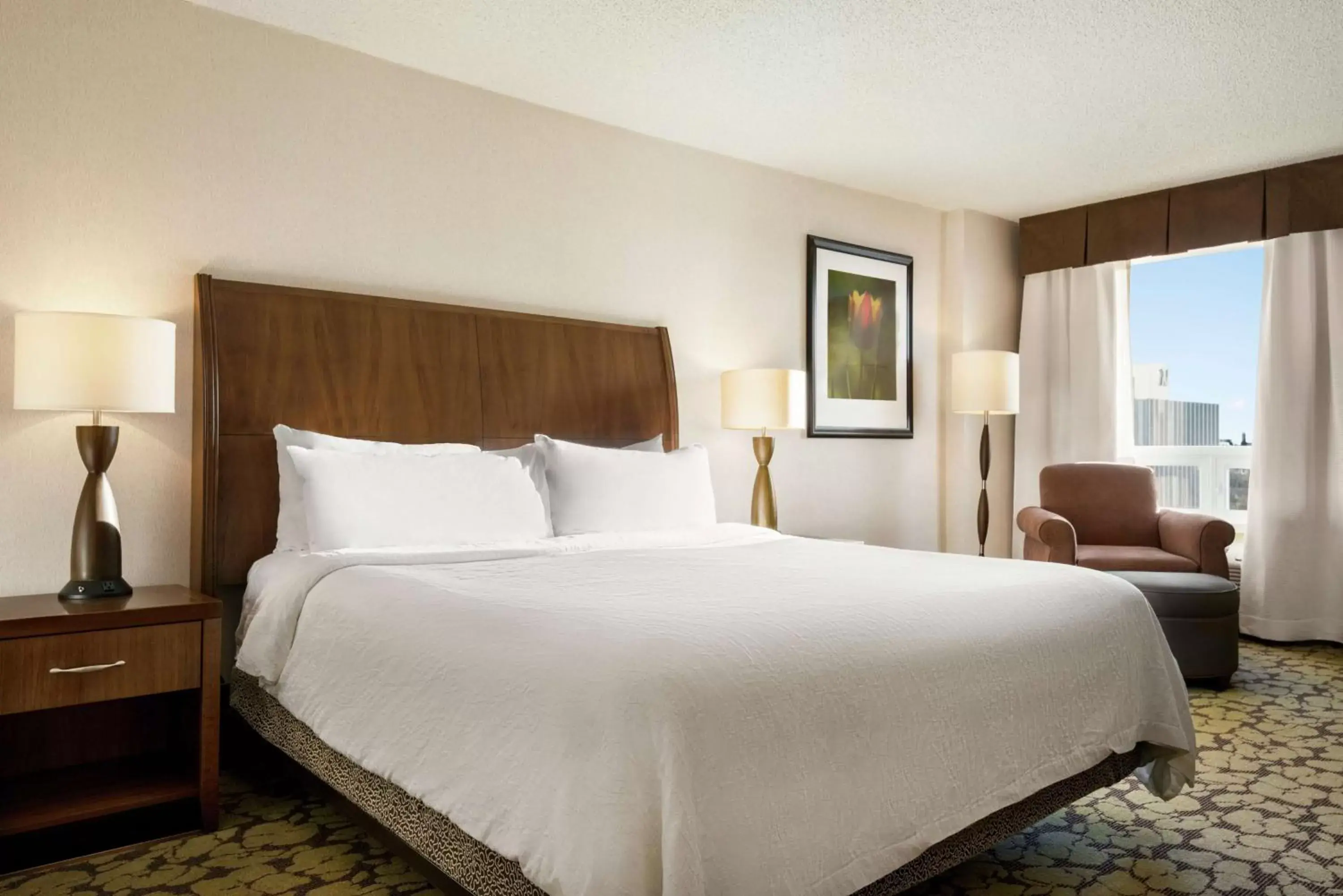 View (from property/room), Bed in Hilton Garden Inn Saskatoon Downtown View (from property/room), Bed in Hilton Garden Inn Saskatoon Downtown