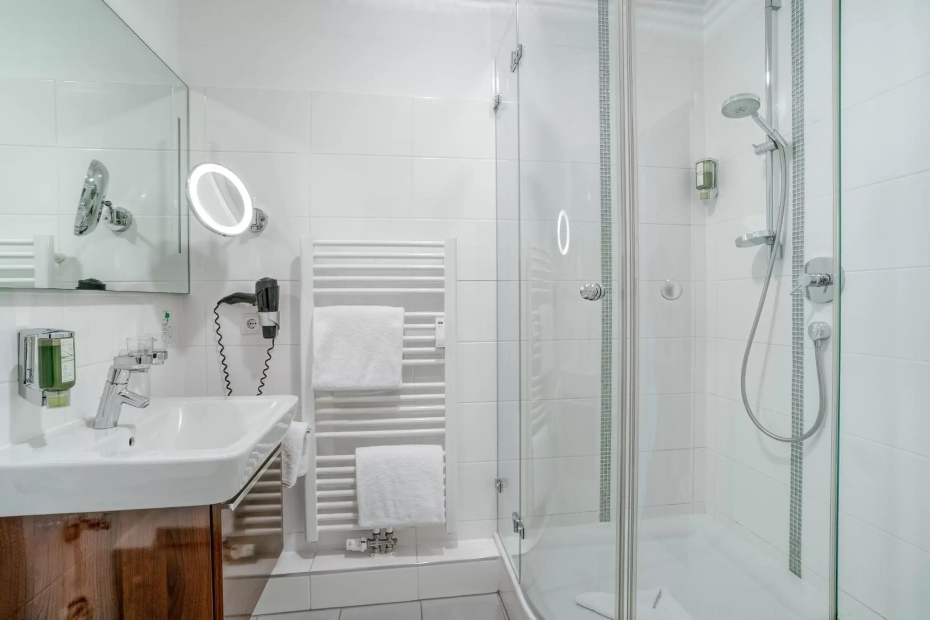 Bathroom in Hotel Yachtclub Bathroom in Hotel Yachtclub