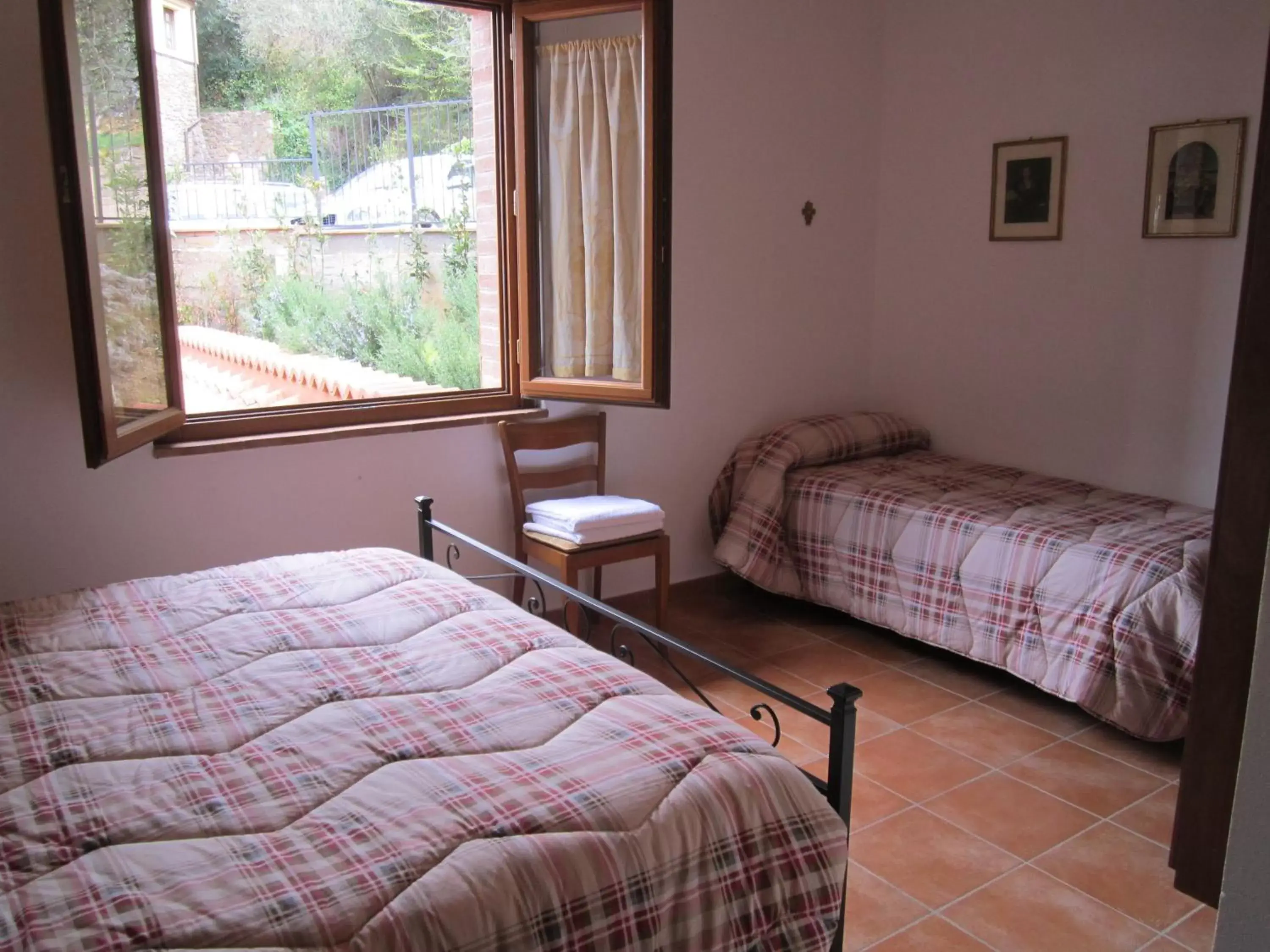 Bedroom, Bed in Madonna Del Poggio CAV