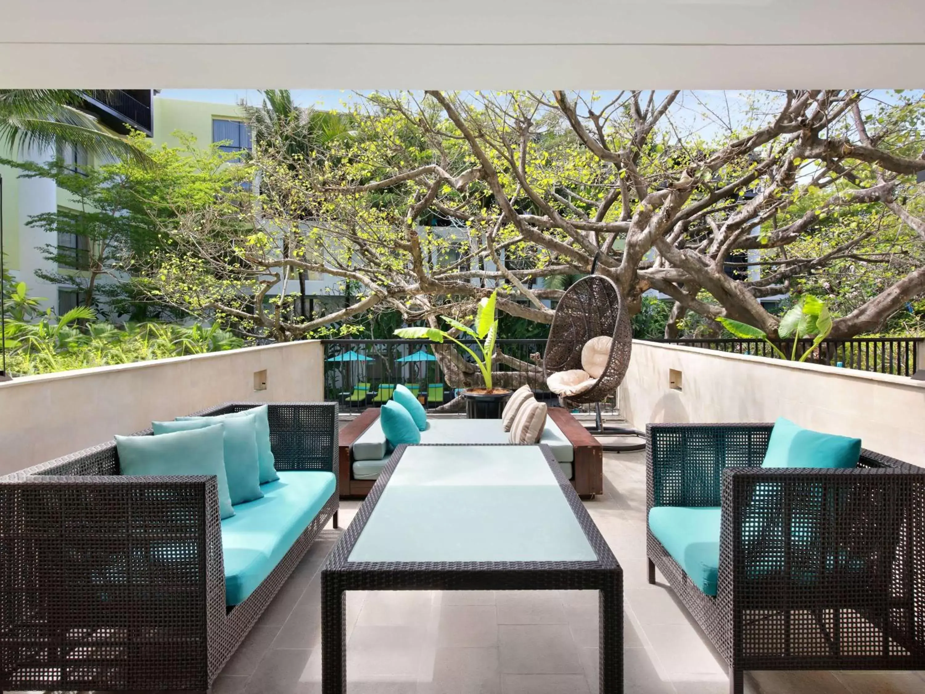 Bedroom, Pool View in Mercure Bali Legian