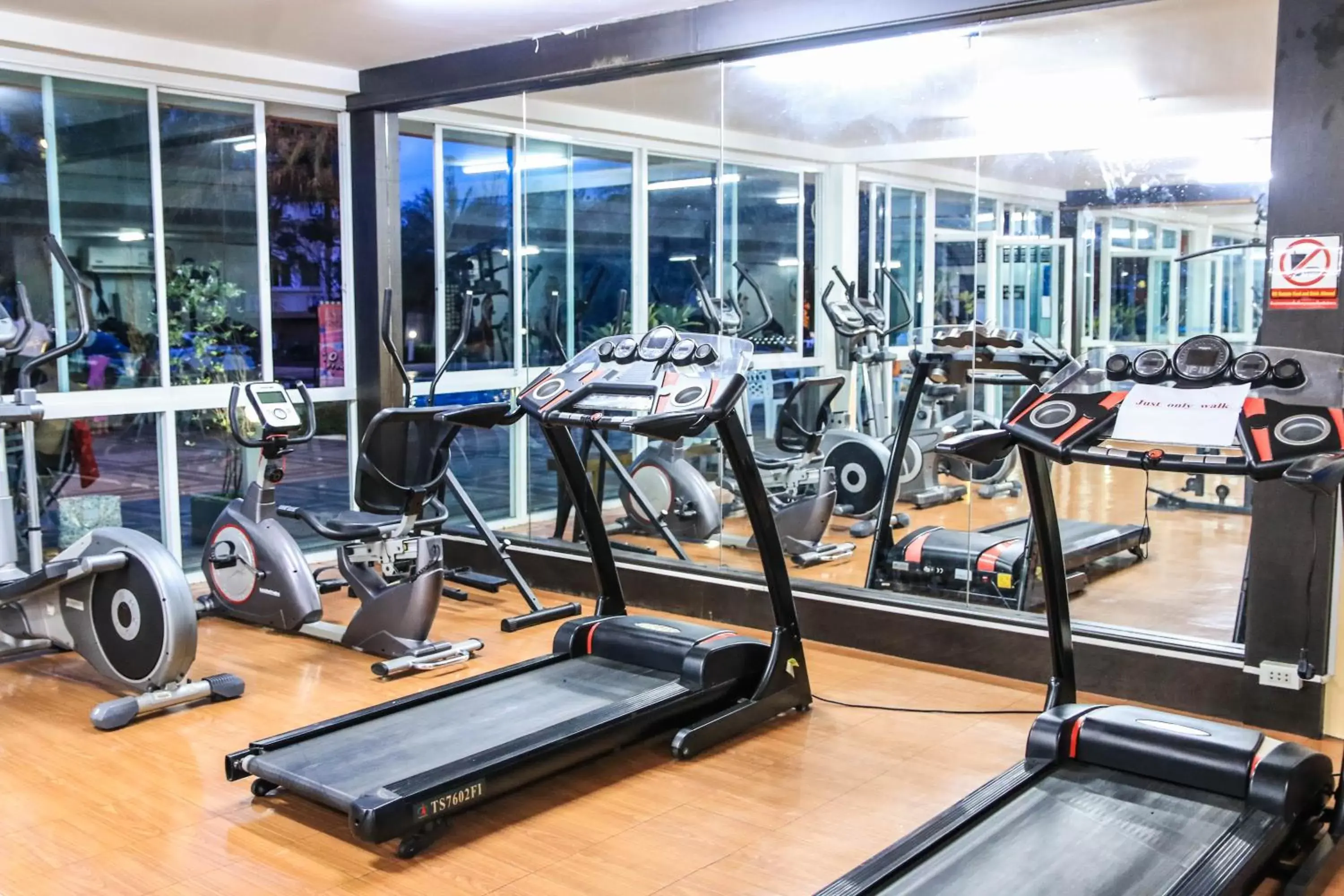 Fitness Center/Facilities in Siamgrand Hotel