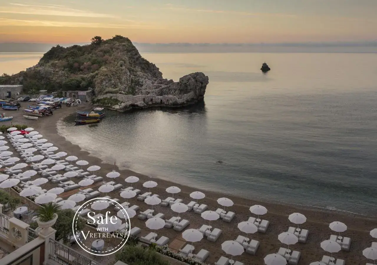 Beach in Grand Hotel Mazzaro Sea Palace