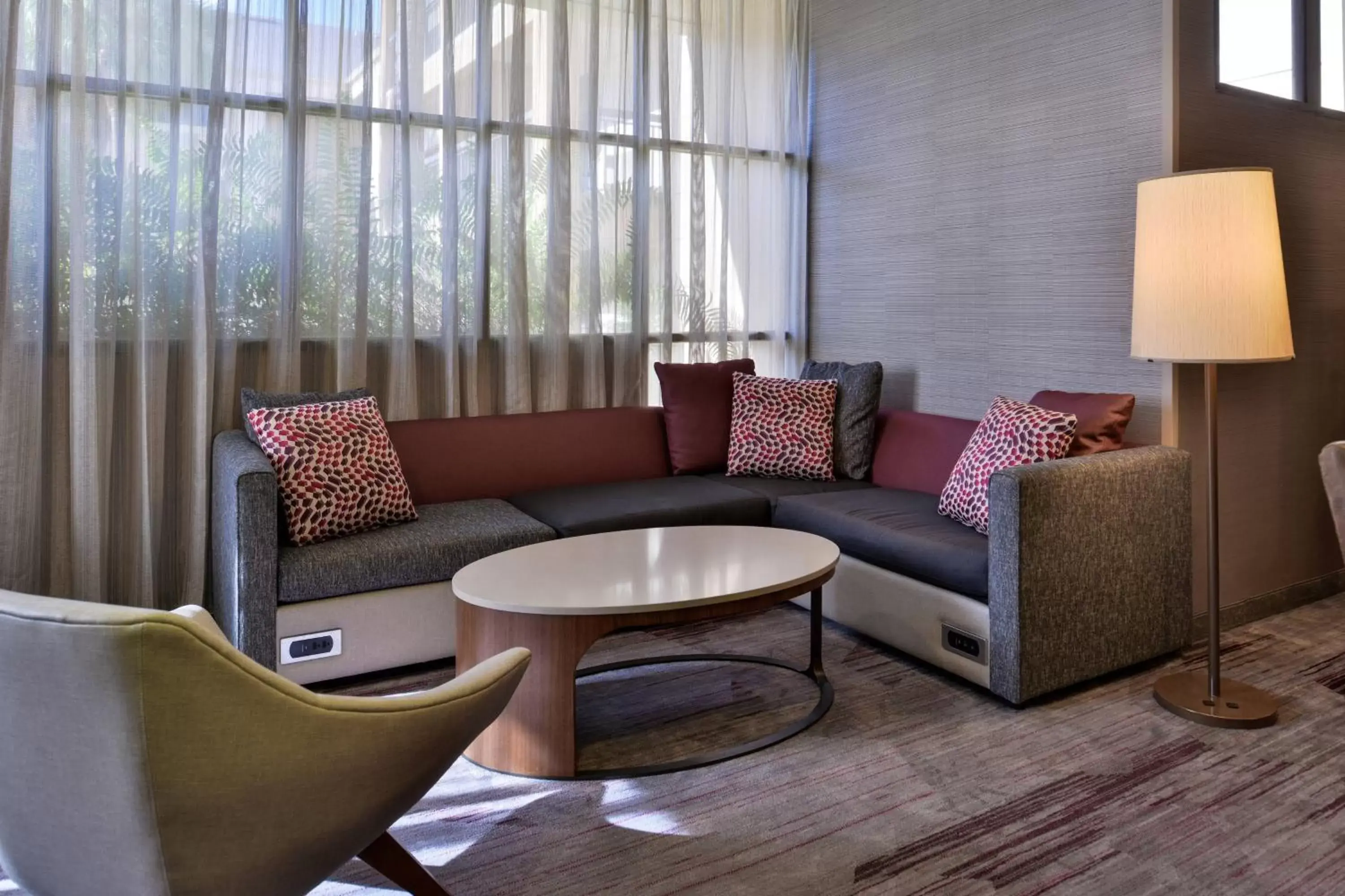 Lobby or reception, Seating Area in Courtyard by Marriott Ocala