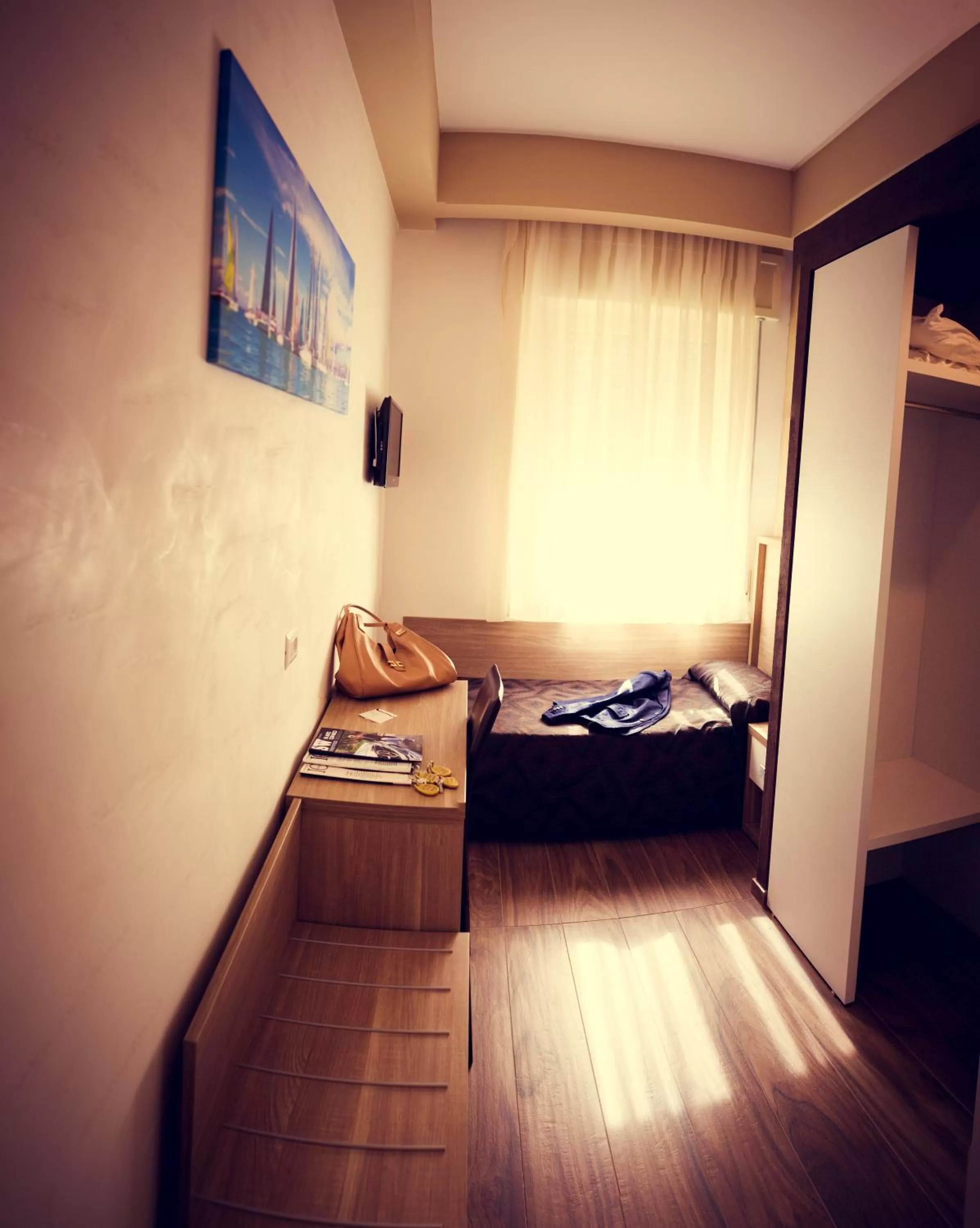 Photo of the whole room, Bed in Hotel Fini