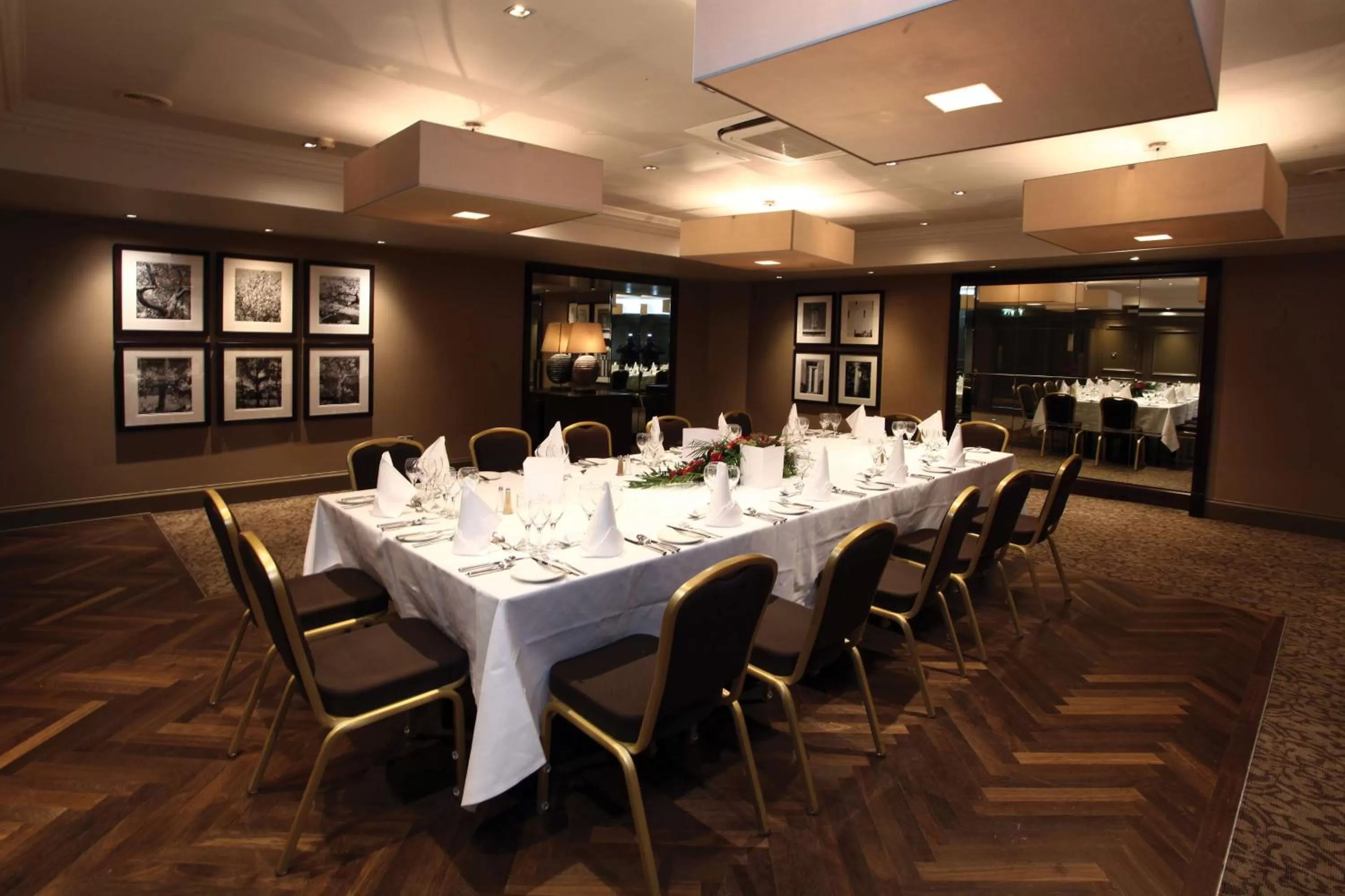 Restaurant/places to eat in Best Western Garfield House Hotel