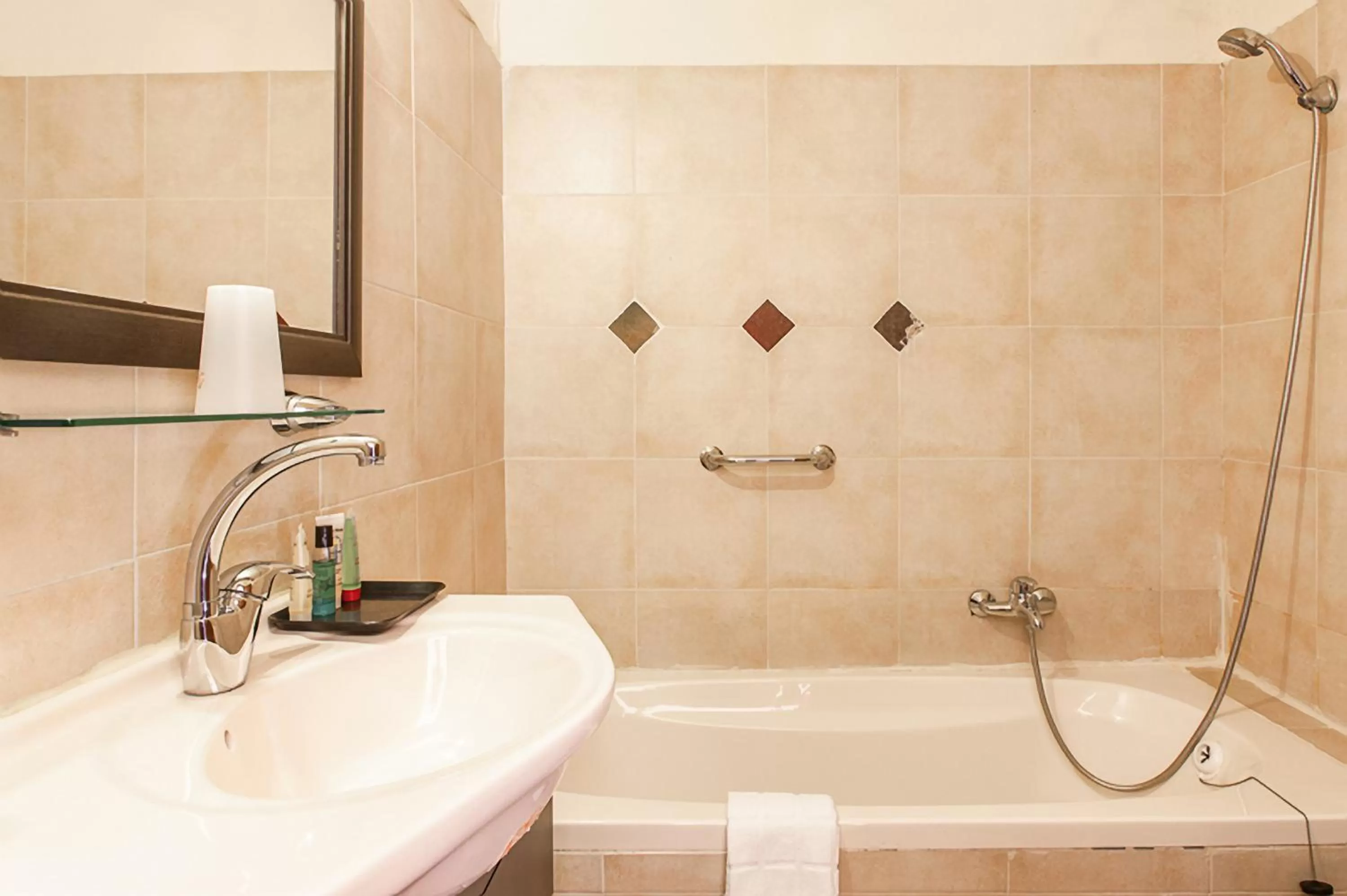 Bathroom in A Little House In Rechavia