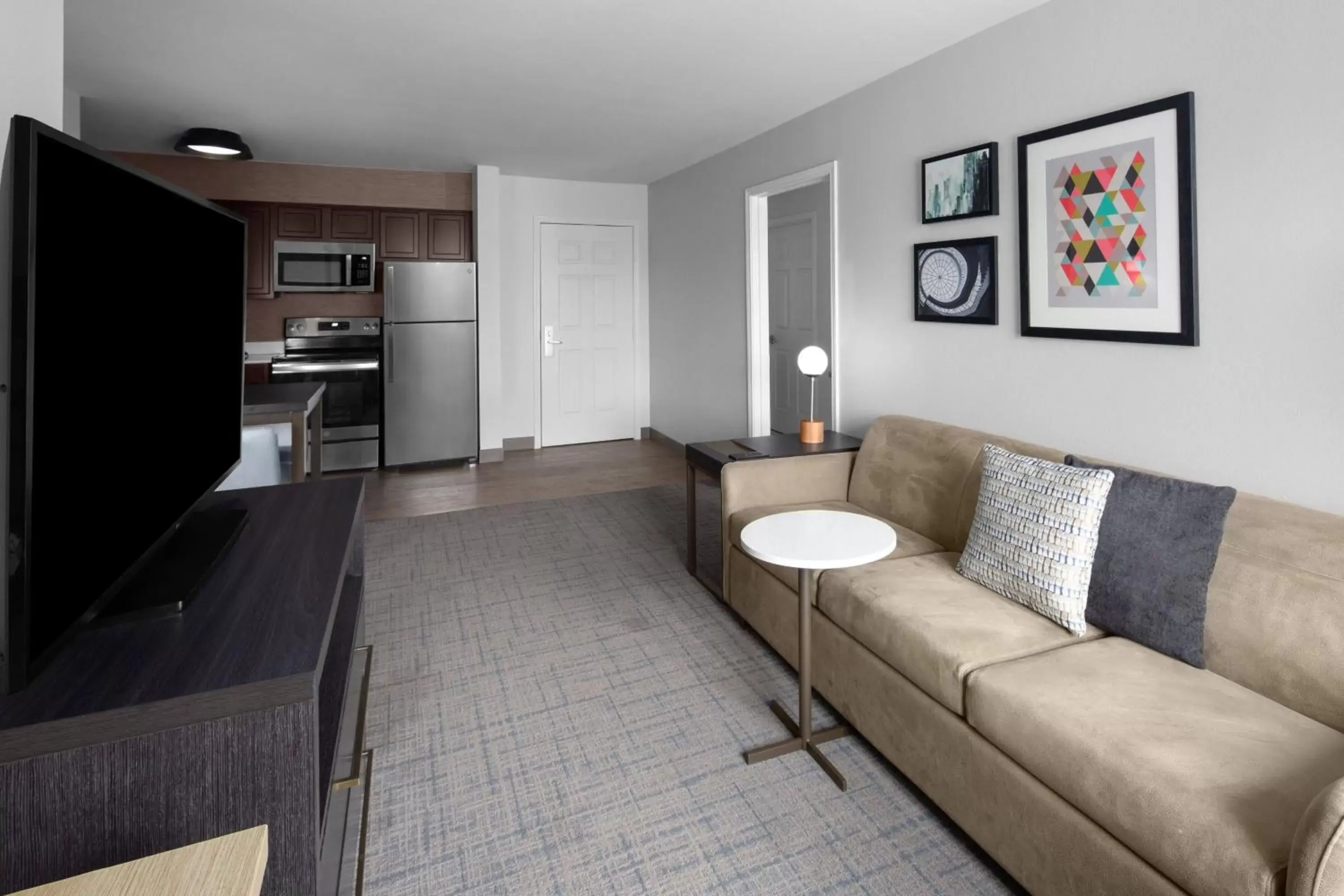 Bedroom, Seating Area in Residence Inn Fort Worth Cultural District